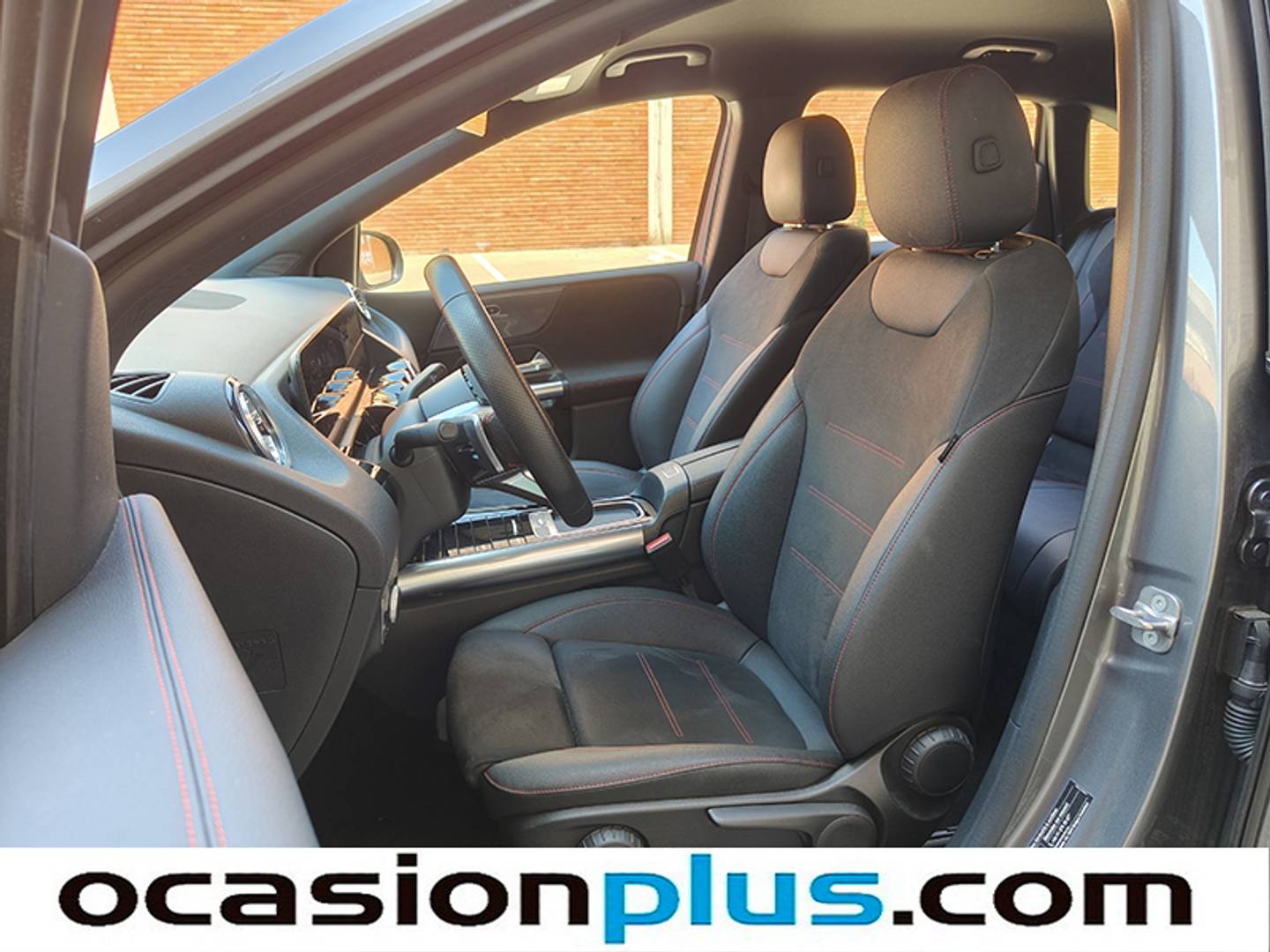 Foto Mercedes Clase B Mercedes-Benz Clase B 250 e  (218 CV) Pack AMG