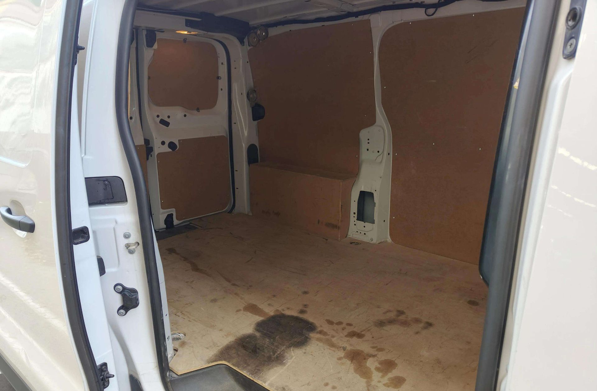 Opel Vivaro Furgon BlueHDi 120 - foto 15