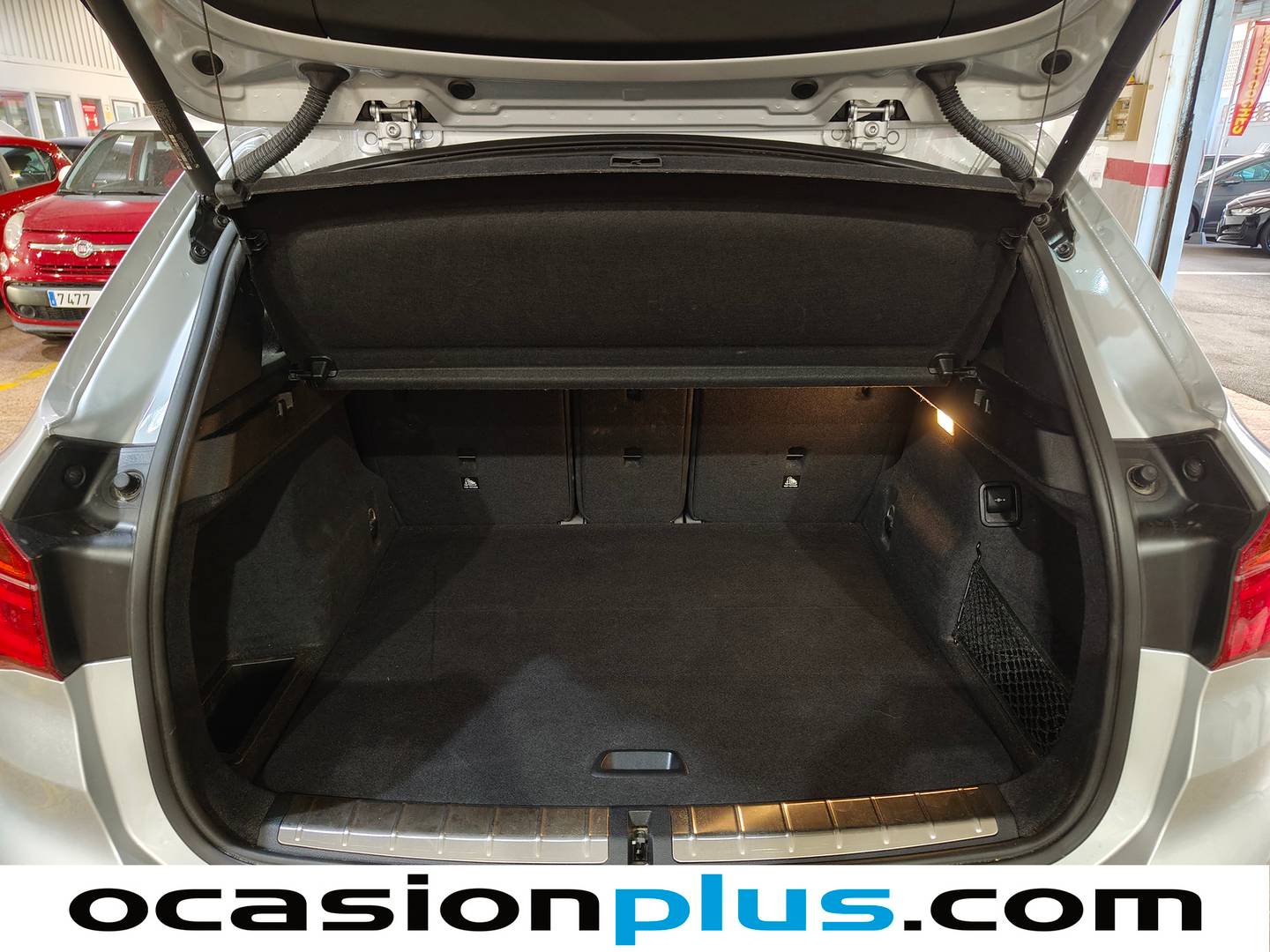 Fotos maletero BMW X1 BMW X1 sDrive18i (140 CV)