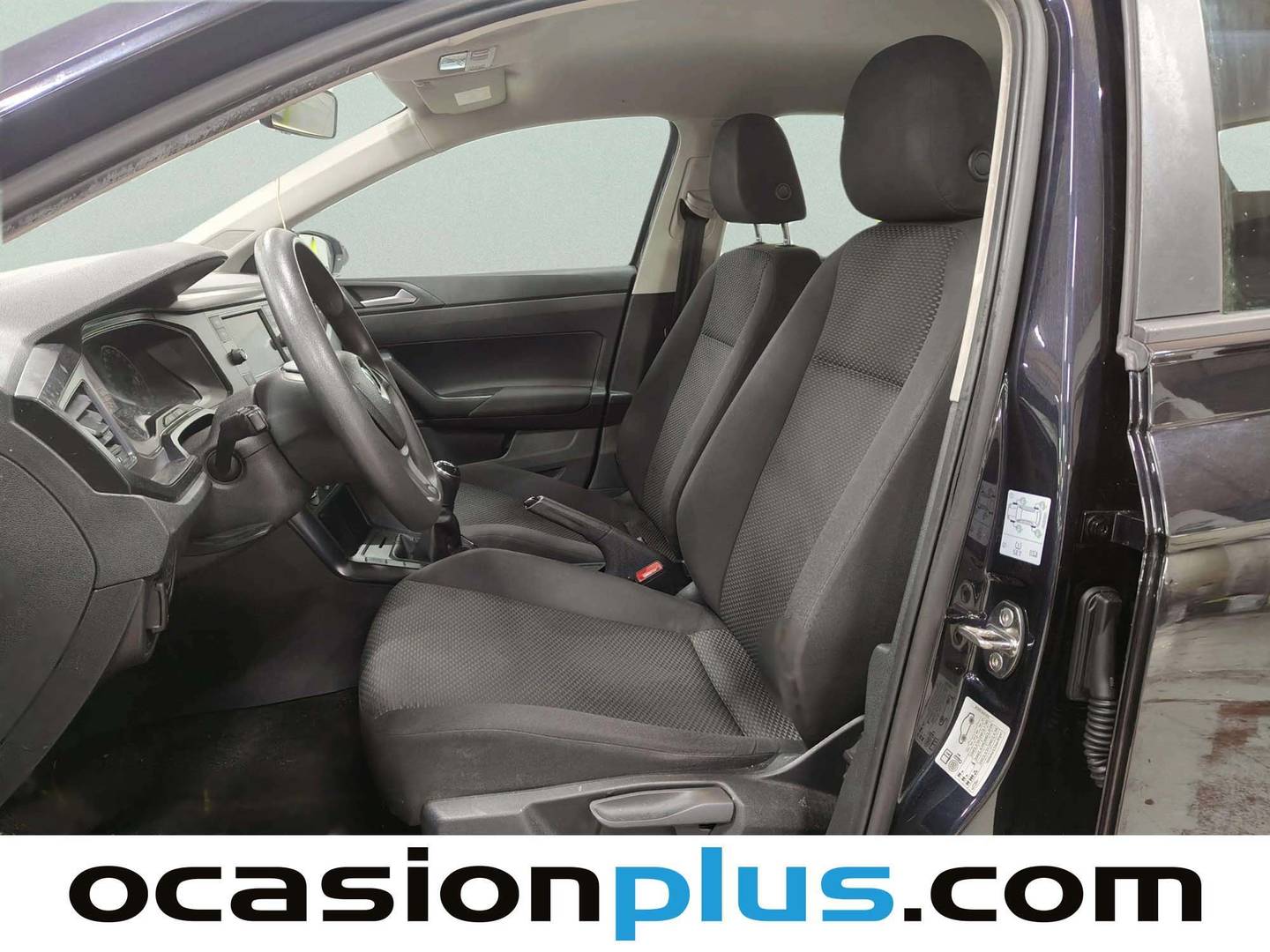 Foto asientos delanteros Volkswagen Polo Volkswagen Polo Edition 1.0  (80 CV)