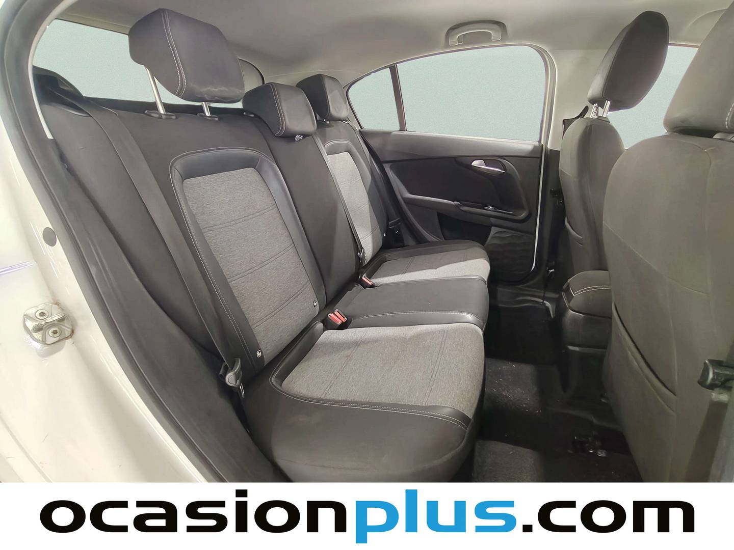 Foto Fiat Tipo Fiat Tipo 1.5 Hybrid Cross DCT (130 CV)