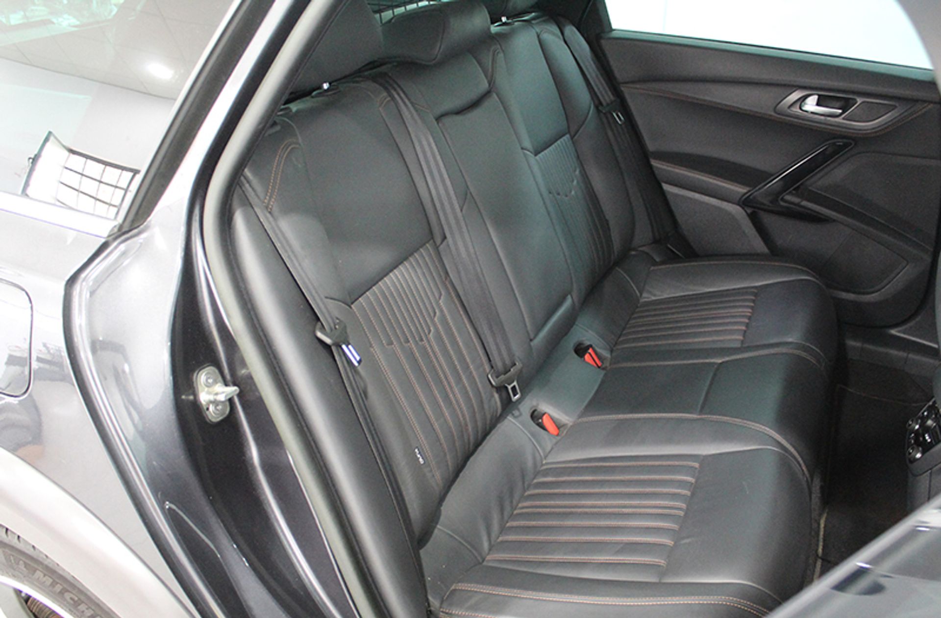 Peugeot 508 RXH 2.0 HDi Hybrid - foto 25