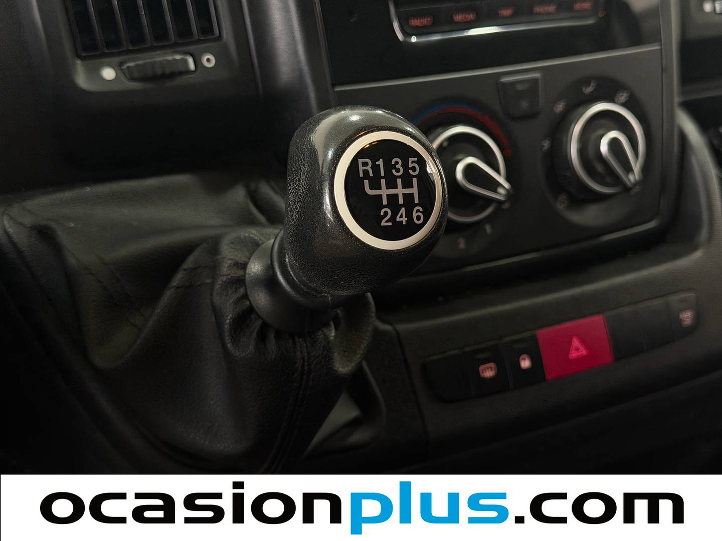 Peugeot Boxer Peugeot Boxer Furgon BlueHDi 130 Pack 335 L3H2 (130 CV) isotermo de segunda mano