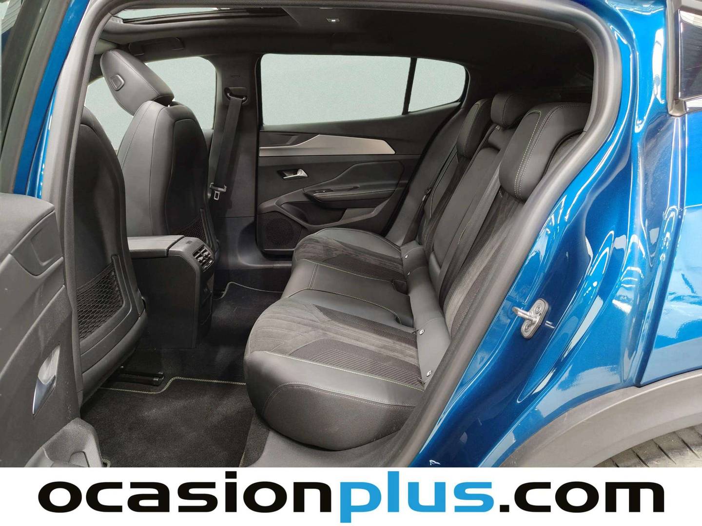 Foto asientos traseros Peugeot 408 Peugeot 408 PHEV 225 GT e-EAT8 (225 CV)