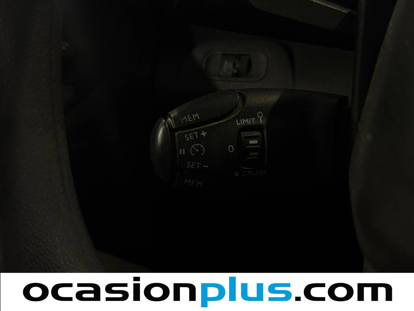 Equipamiento del Citroën Berlingo Citroën Berlingo Combi BlueHDi 75 Talla M Live (75 CV)