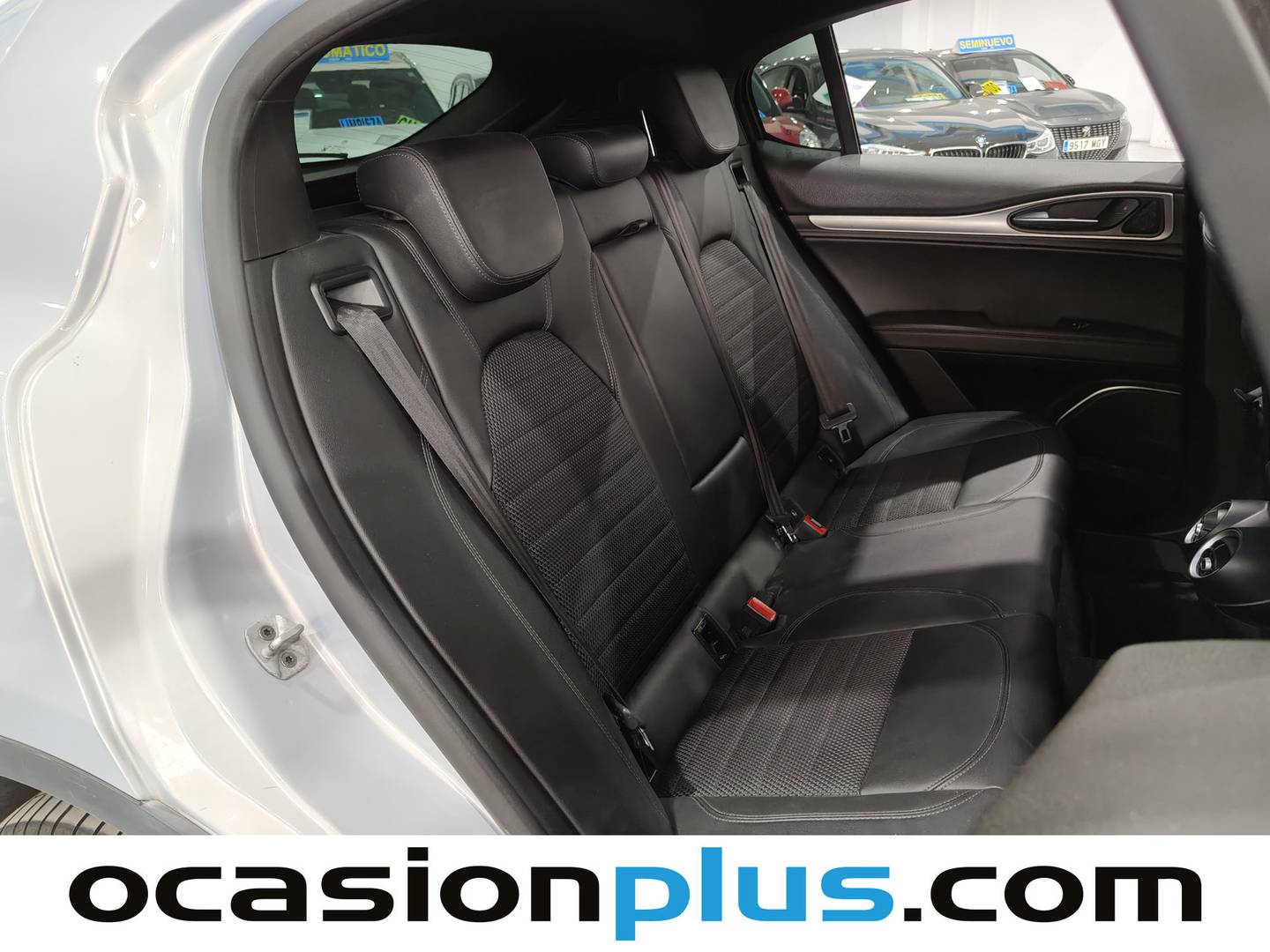 Foto Alfa Romeo Stelvio Alfa Romeo Stelvio 2.2 Diesel Sprint AWD (190 CV)