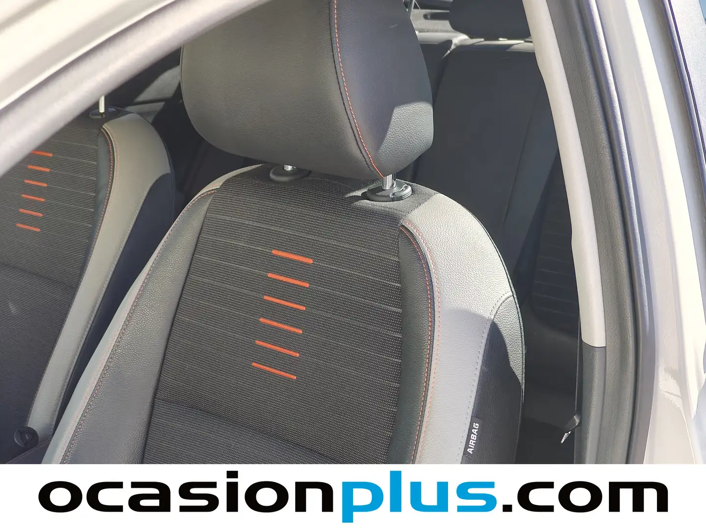 Foto KIA Stonic Kia Stonic 1.0 T-GDi Drive DCT (120 CV)