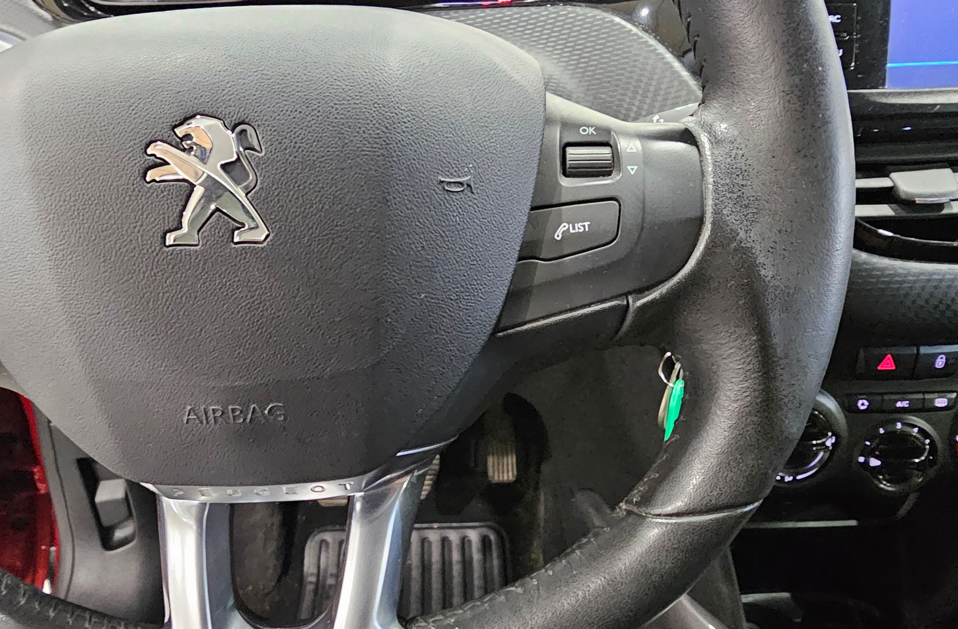 Peugeot 2008 PureTech 82 Style - foto 29