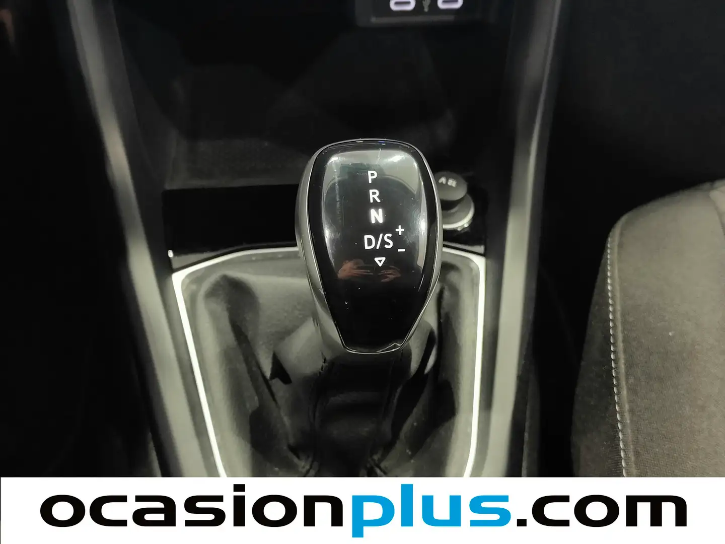 Foto Volkswagen T-Cross Volkswagen T-Cross Advance 1.0 TSI (110 CV) DSG