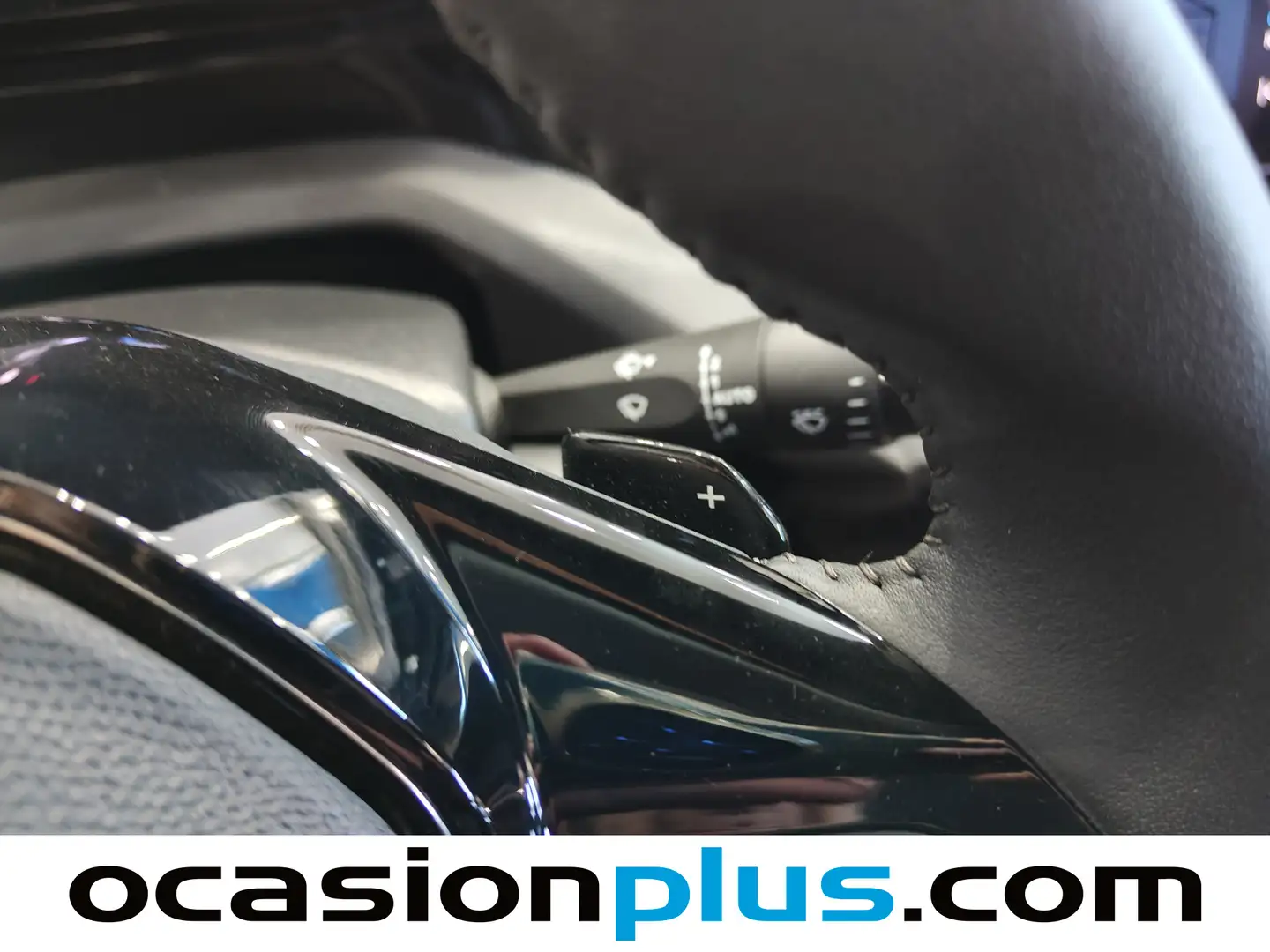 Foto Peugeot 308 Peugeot 308 Allure Hybrid eDCS6 (136 CV)