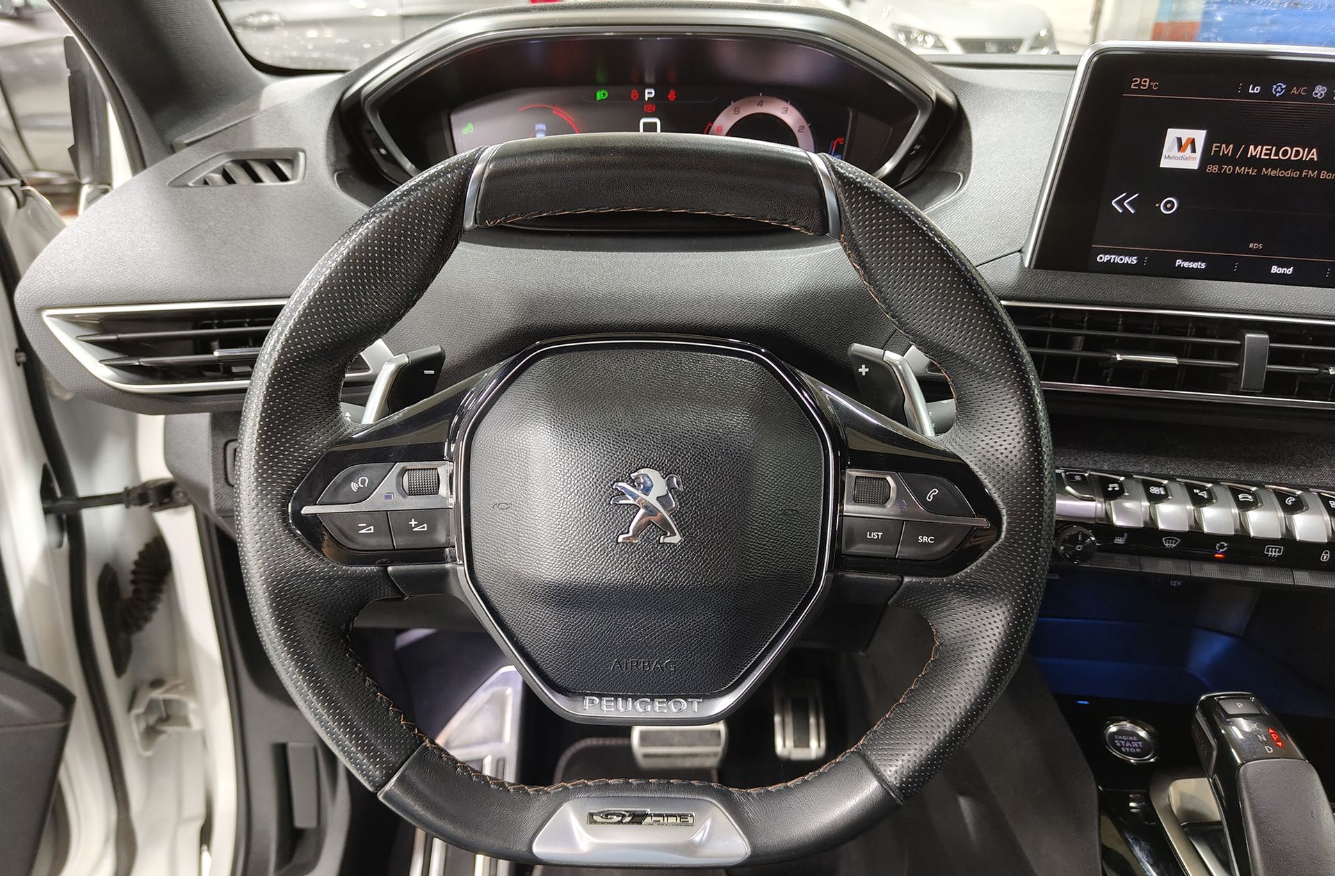 Peugeot 3008 PureTech 180 GT Line EAT8 - foto 29