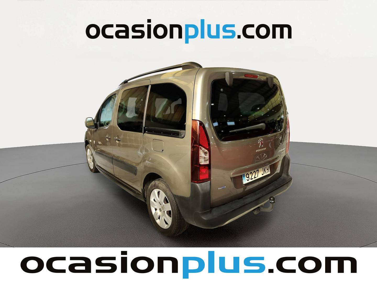 Foto trasera Peugeot Partner Peugeot Partner Tepee Combi 1.6 BlueHDi Outdoor (100 CV) izquierda