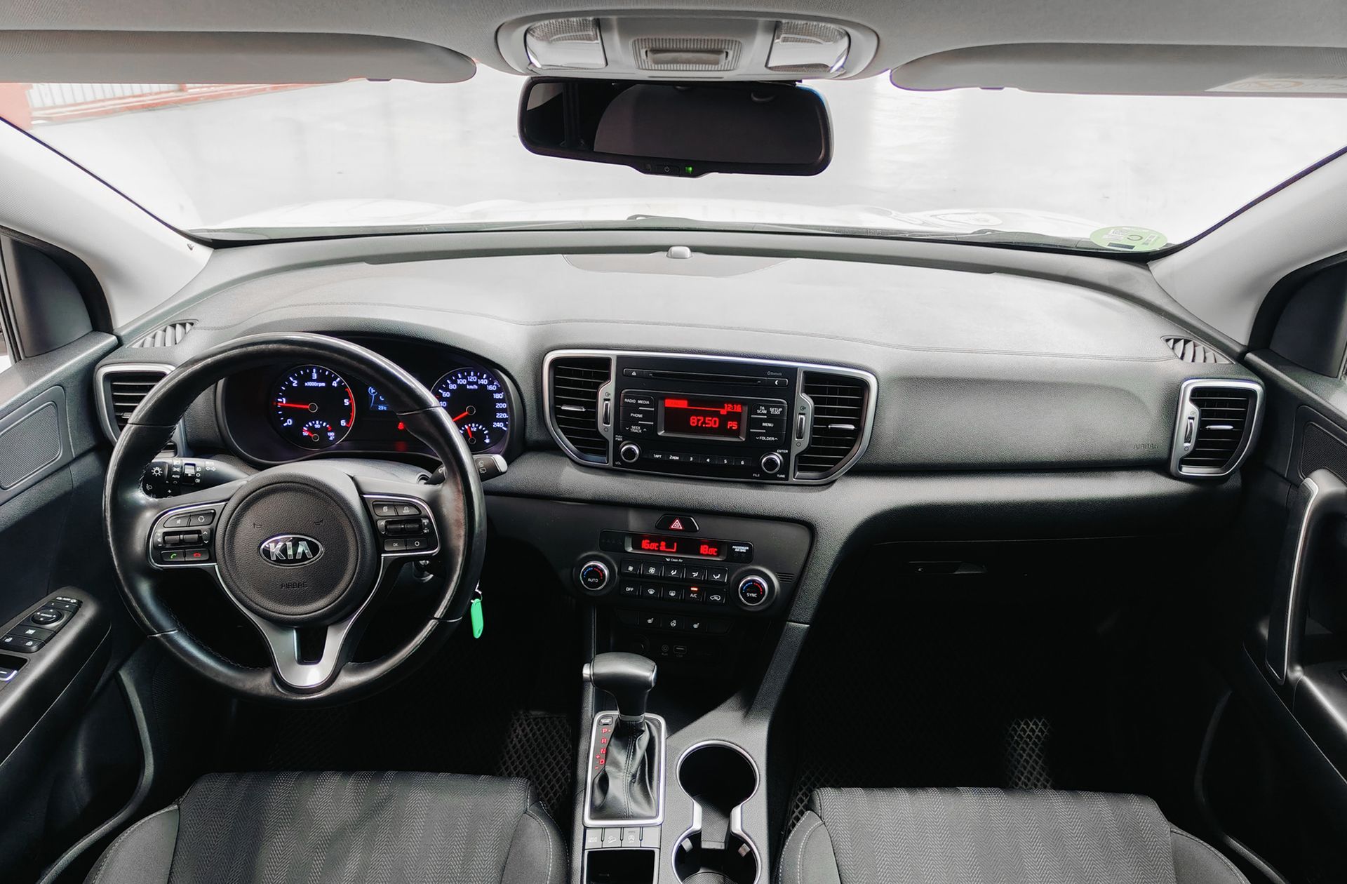 Kia Sportage 1.6 CRDi Concept 4x2 - foto 7
