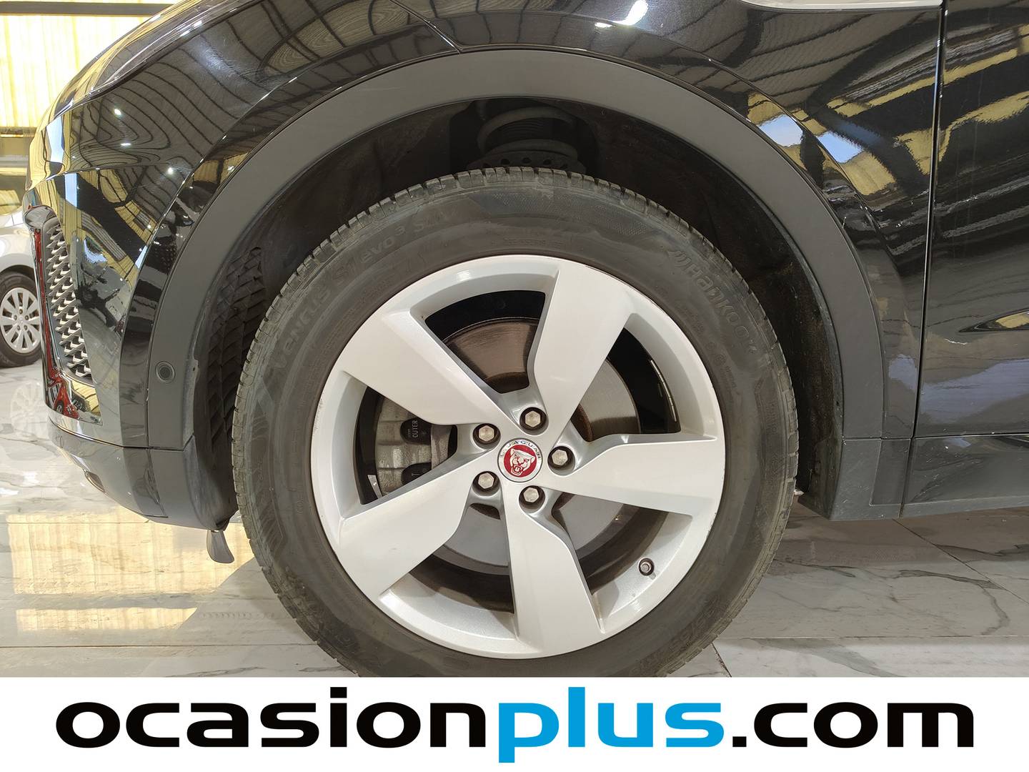 Jaguar E-Pace Jaguar E-PACE 2.0P R-Dynamic SE 4WD Auto (200 CV) seminuevo