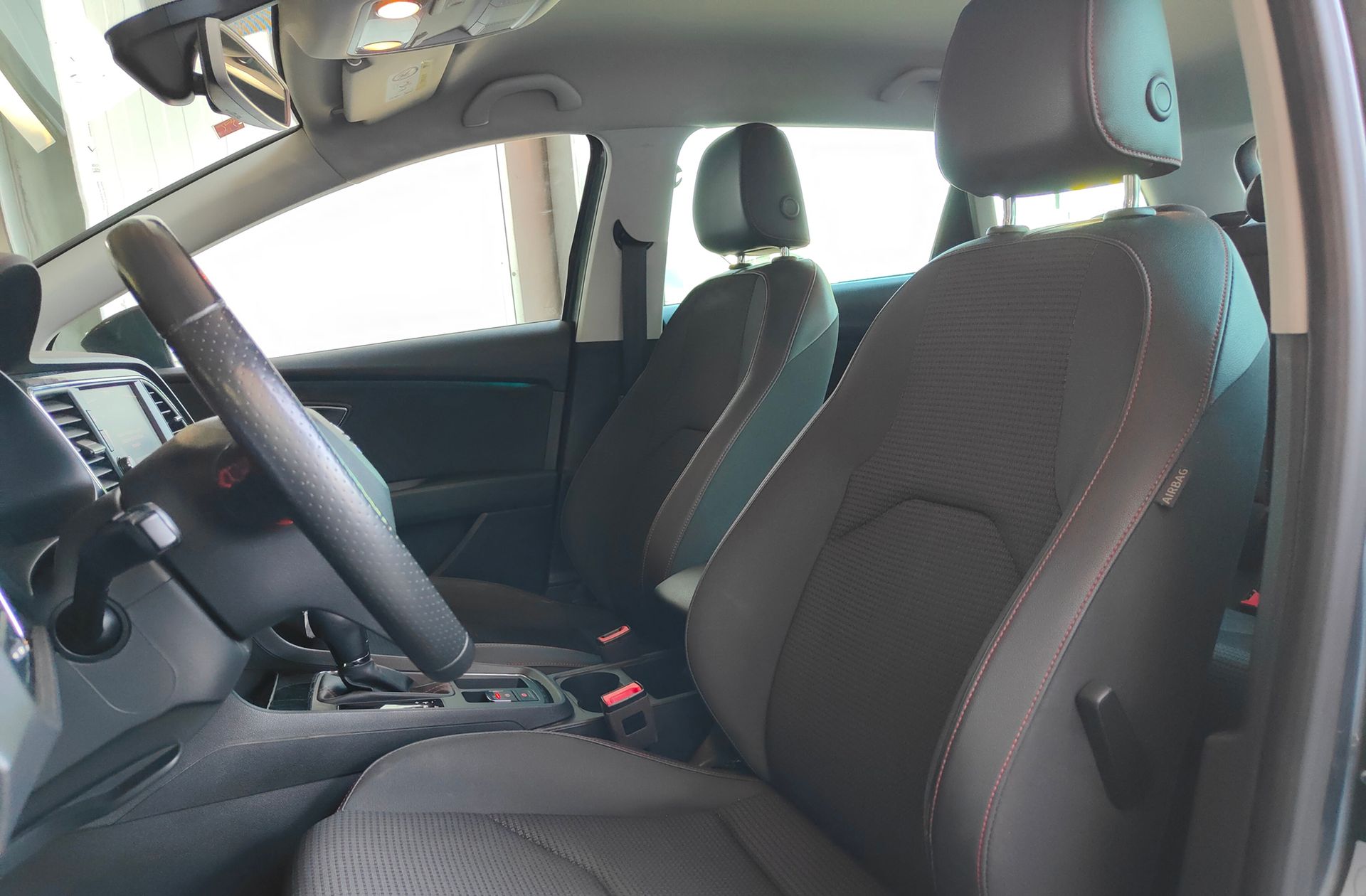 SEAT León ST 2.0 TDI FR DSG - foto 9