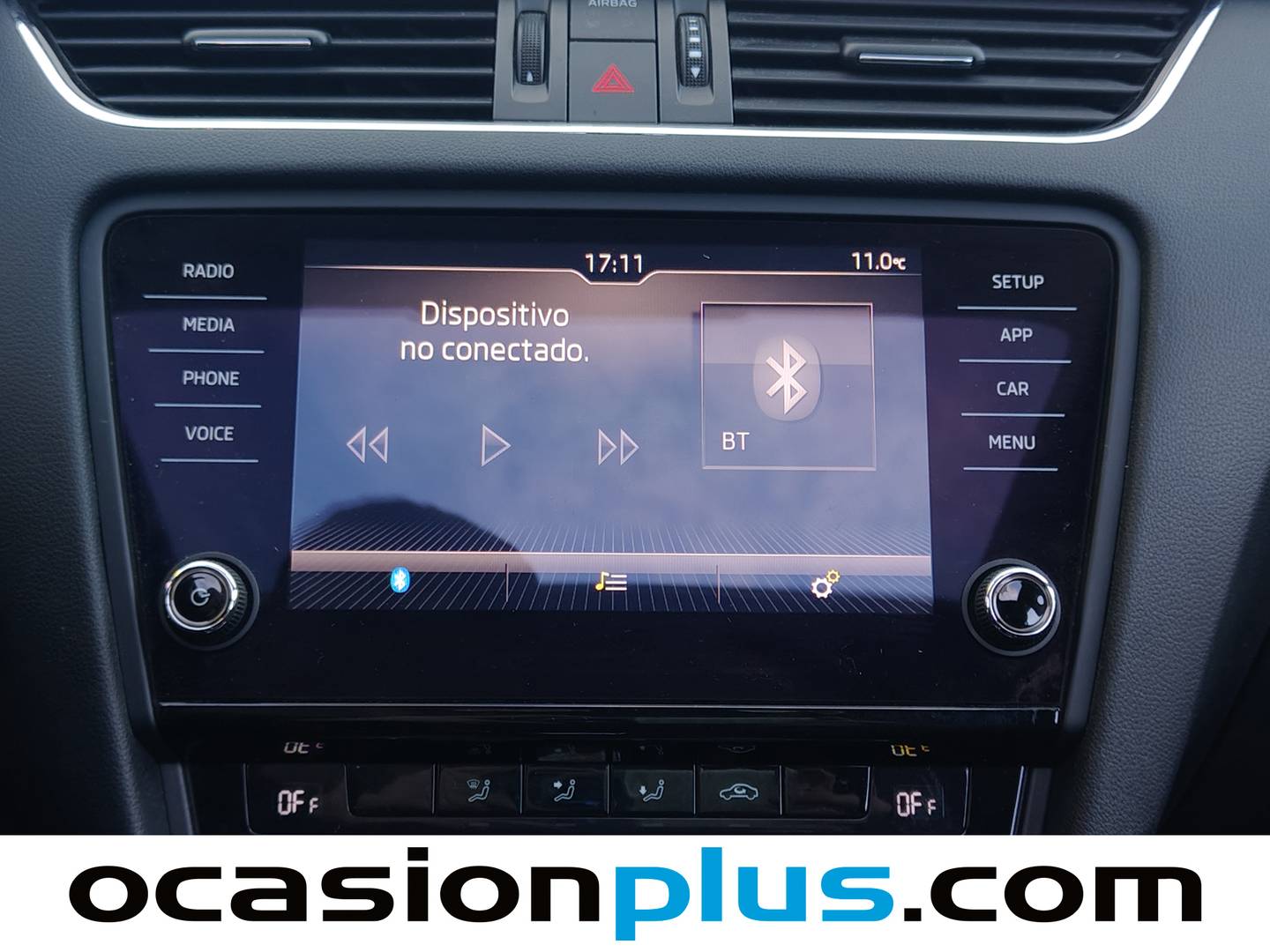 Foto Skoda Octavia Skoda Octavia Combi 1.5 TSI Like DSG (150 CV)