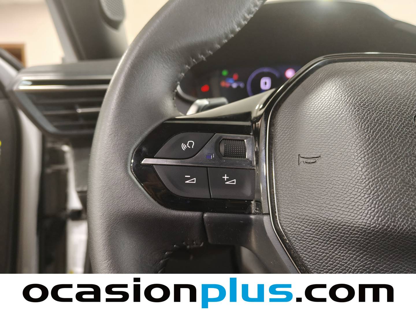 Peugeot 2008 Peugeot 2008 Allure Hybrid eDCS6 (145 CV) 145cv