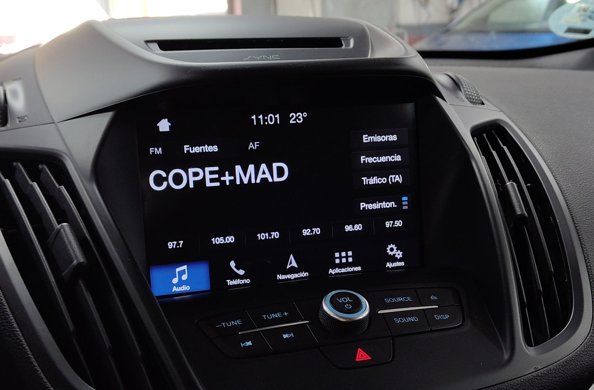Ford Kuga 1.5 EcoBoost Trend+ 4x2 - foto 32