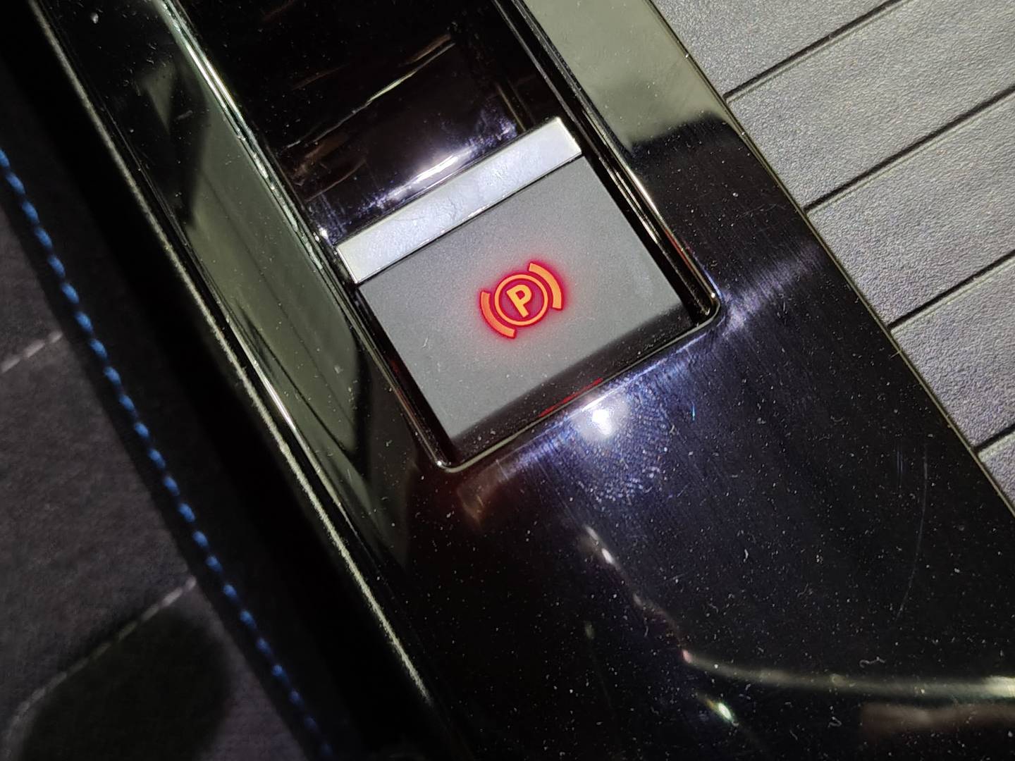 Foto Citroën C4 Citroen C4 BlueHDi 130 S&S Feel Pack EAT8 (130 CV)