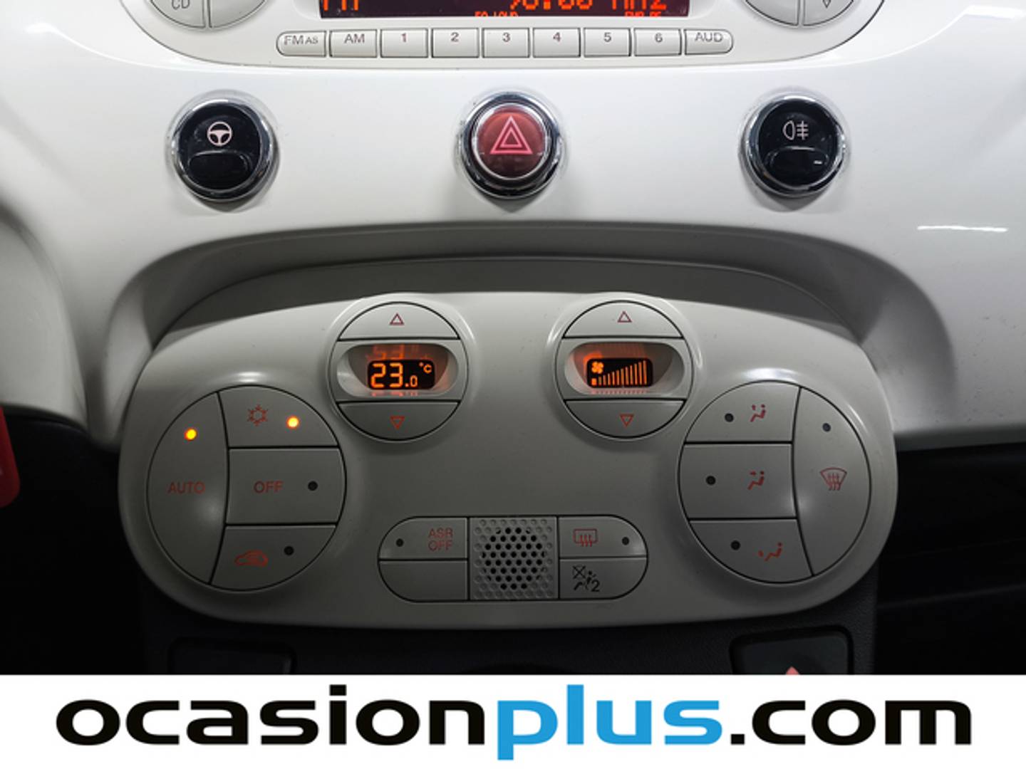 Foto Fiat 500 Fiat 500 1.2 8v Lounge (69 CV)