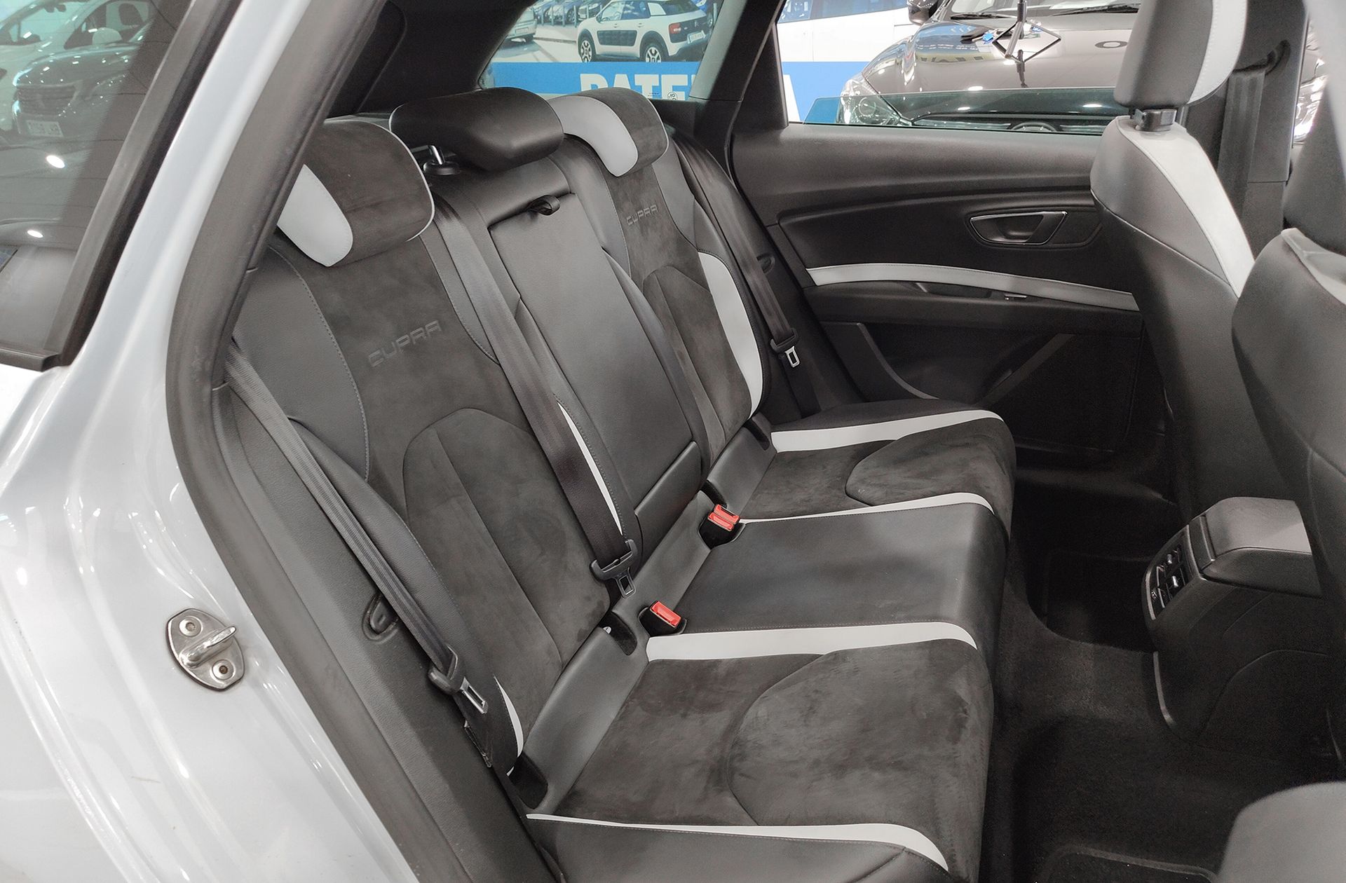 SEAT León ST 2.0 TSI Cupra DSG - foto 20