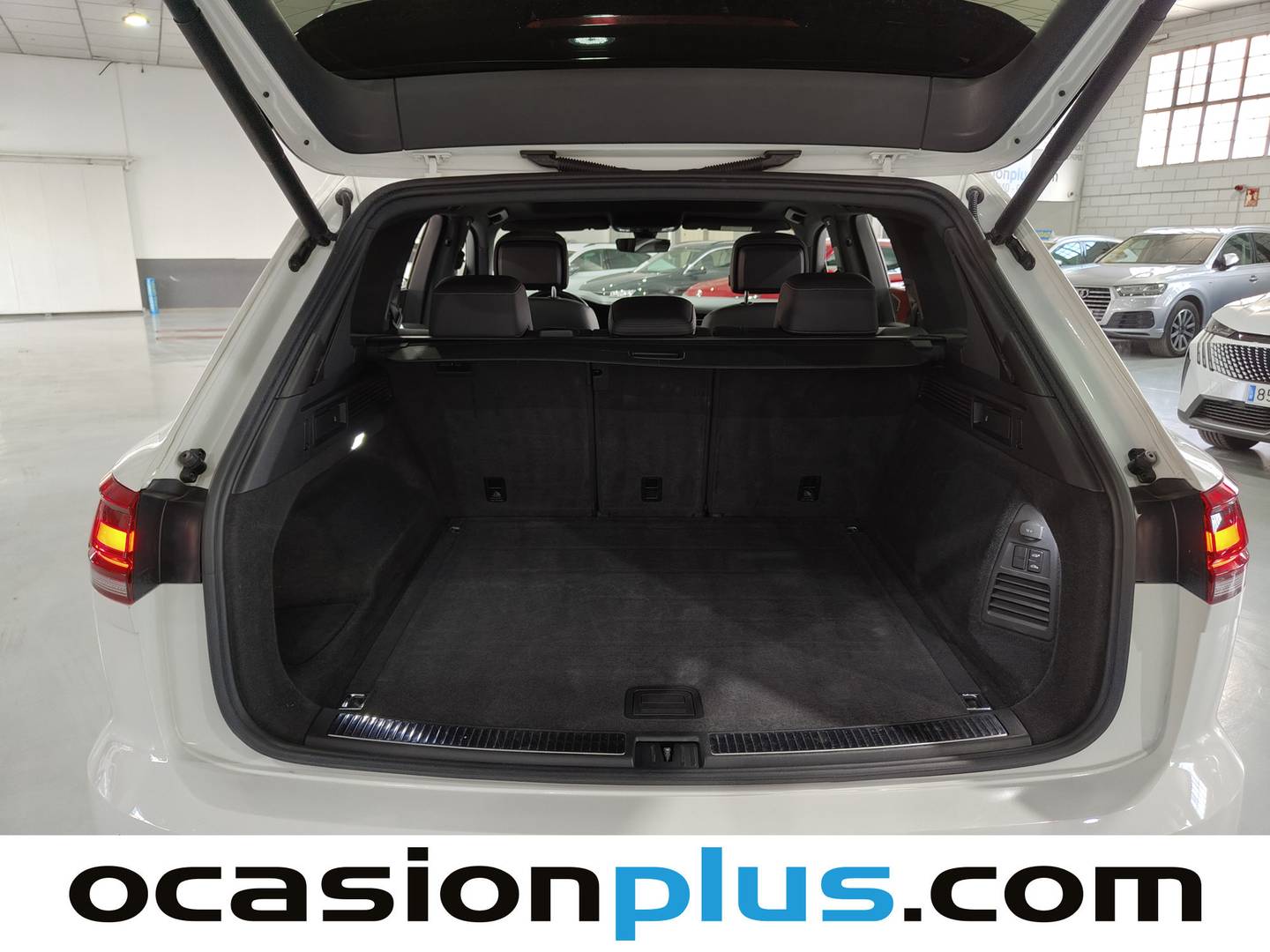 Fotos maletero Volkswagen Touareg Volkswagen Touareg R-Line 3.0 TDI 4Motion (231 CV) Tiptronic