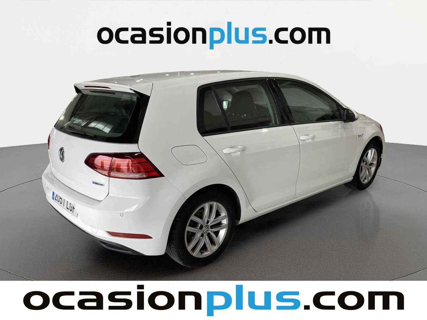 Foto trasera Volkswagen Golf Volkswagen Golf Last Edition 1.5 TSI Evo (130 CV) derecha