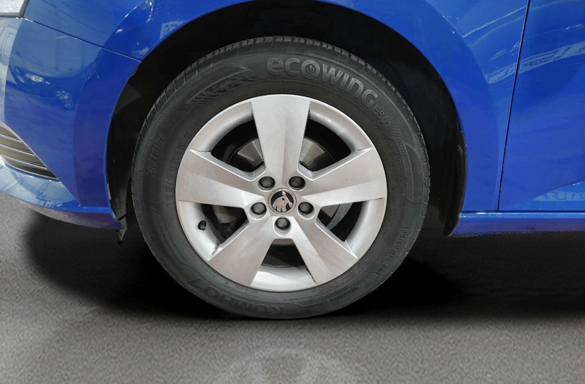 Škoda Fabia 1.0 MPI Like - foto 29