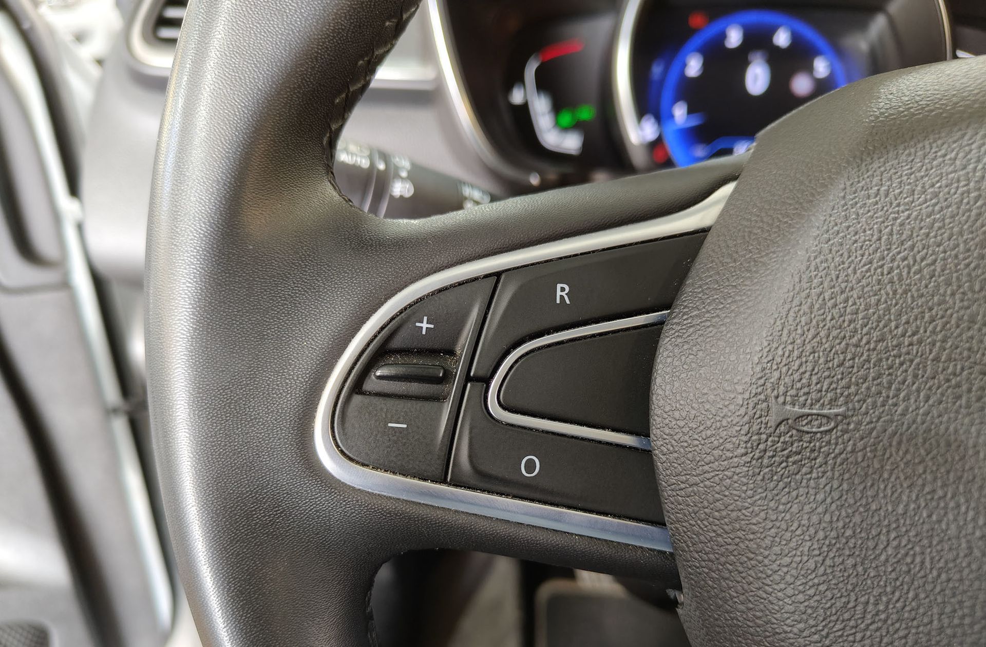 Renault Kadjar Techno TCe GPF - foto 23