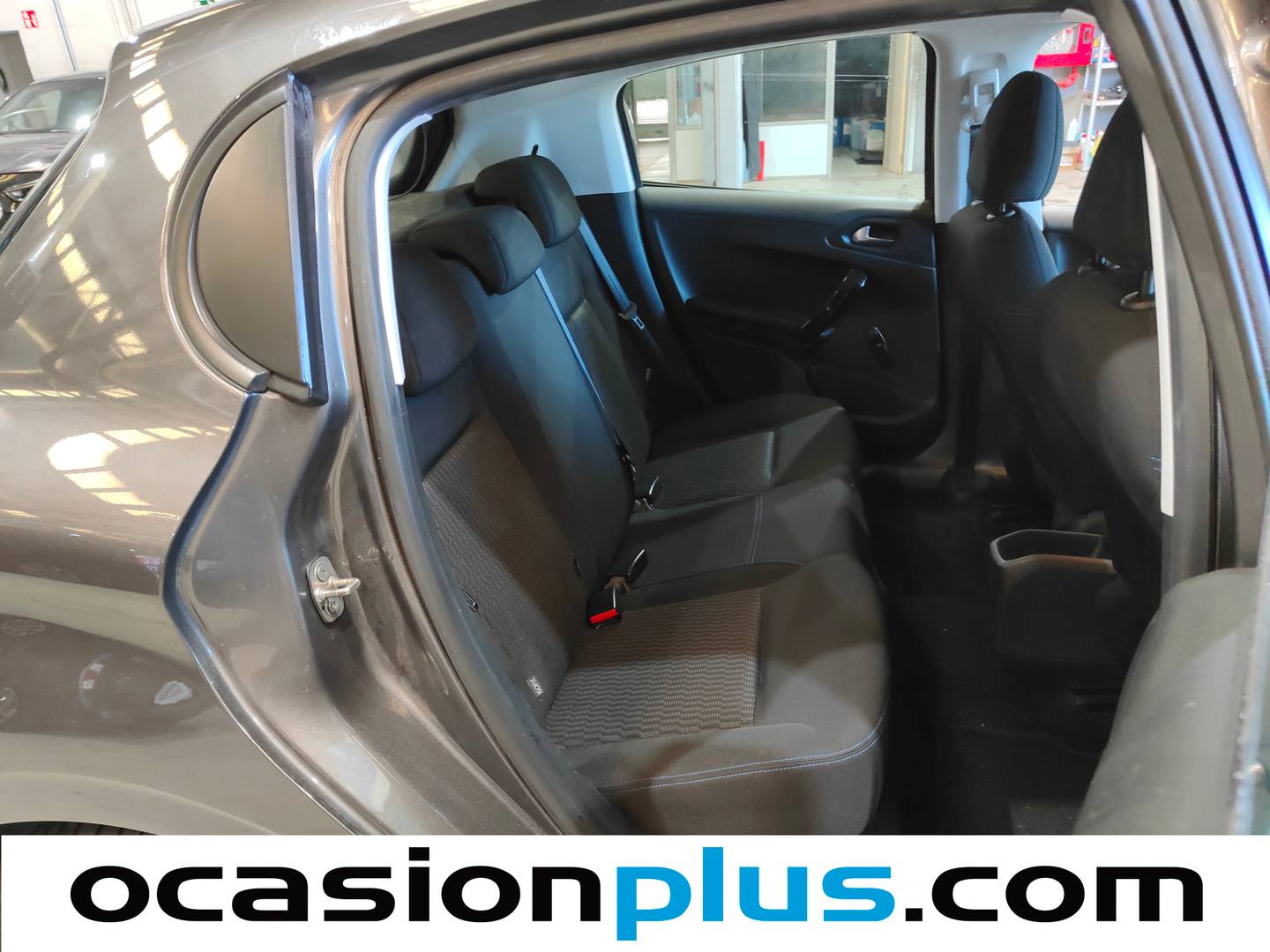 Peugeot 208 Peugeot 208 5P Signature 1.2L PureTech (82CV) al mejor precio