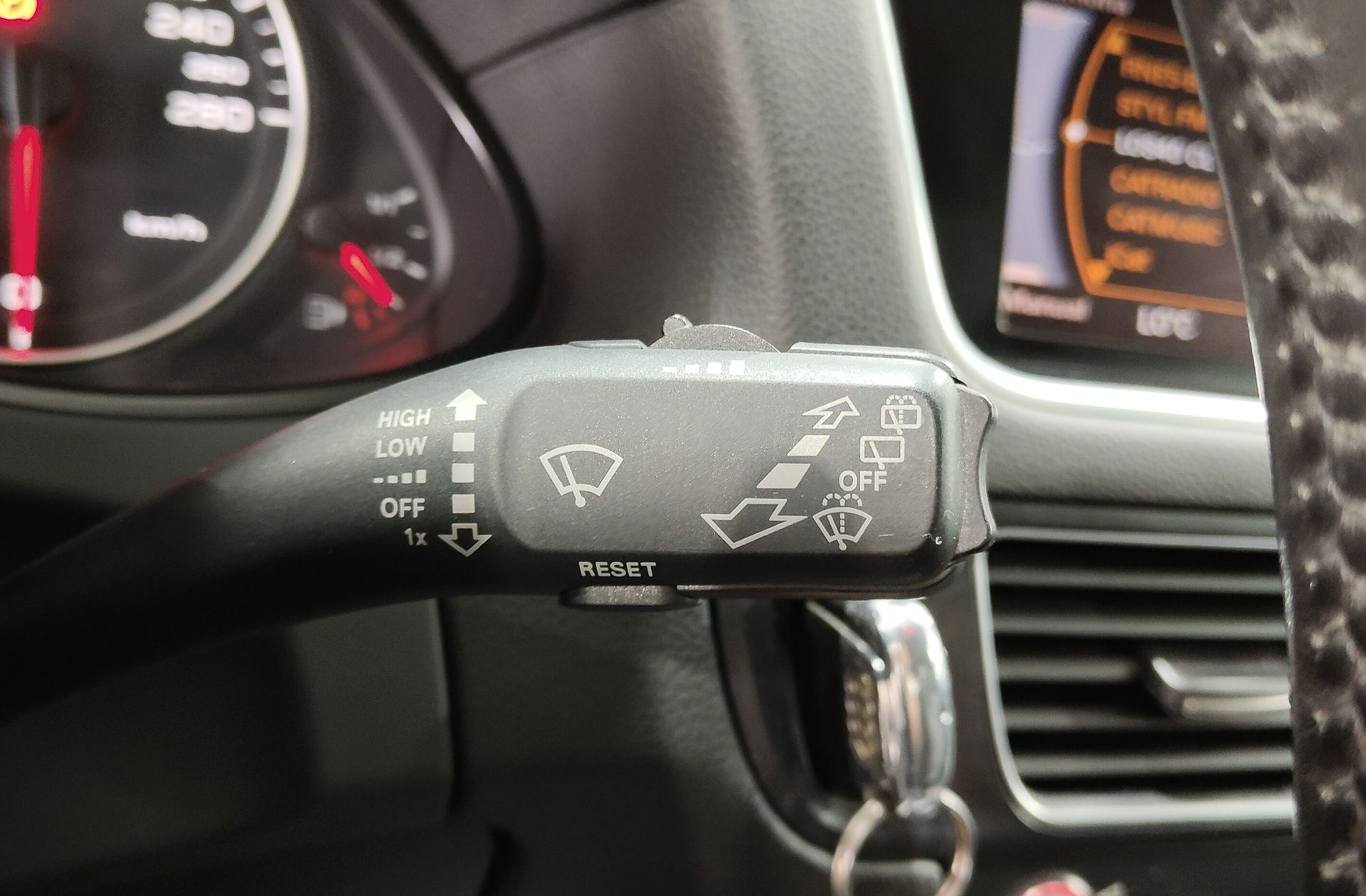 Audi Q5 2.0 TDI DPF - foto 25