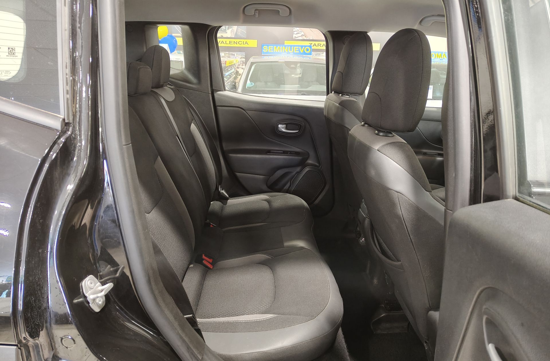 Jeep Renegade eHybrid 1.5 Limited ATX - foto 15