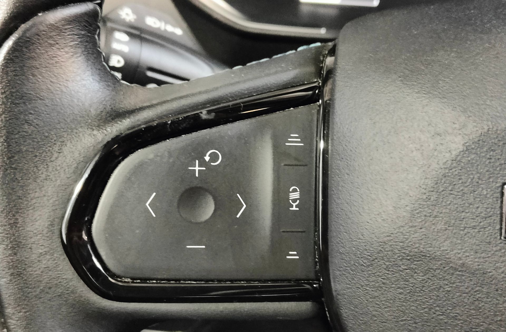 Lynk & Co 01 1.5 PHEV - foto 28