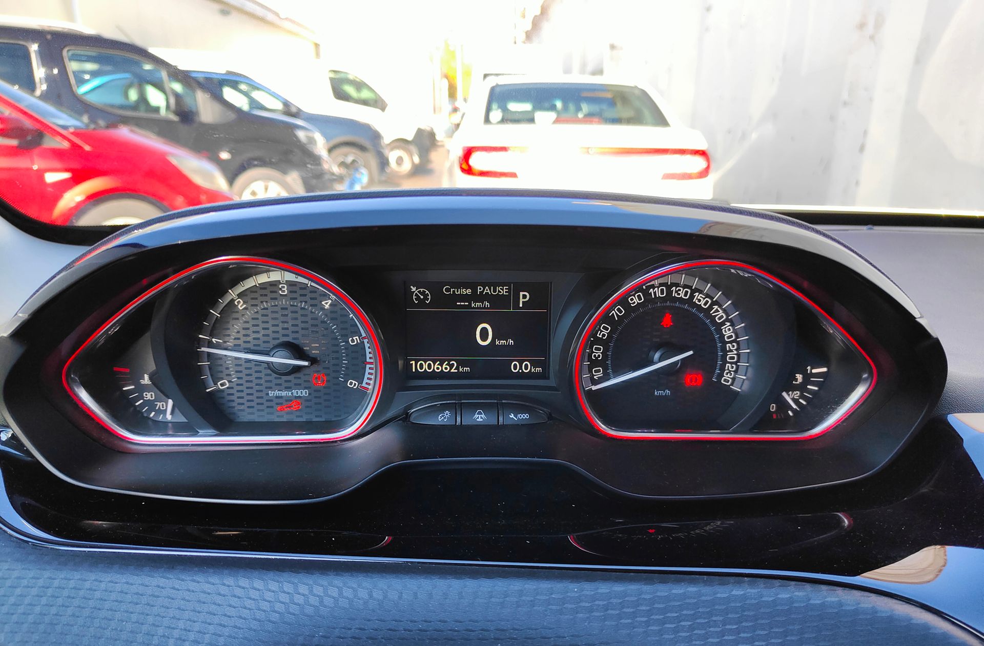 Peugeot 2008 BlueHDi 120 GT Line EAT6 - foto 22