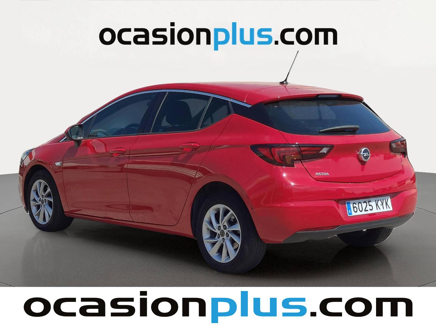 Foto trasera Opel Astra Opel Astra 1.4 Turbo Dynamic (150 CV) izquierda