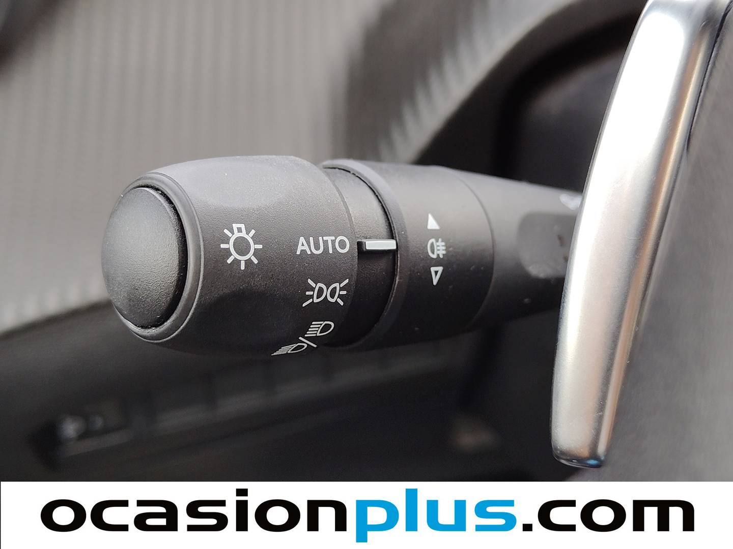 Peugeot 2008 Peugeot 2008 Allure Hybrid eDCS6 (145 CV) de segunda mano