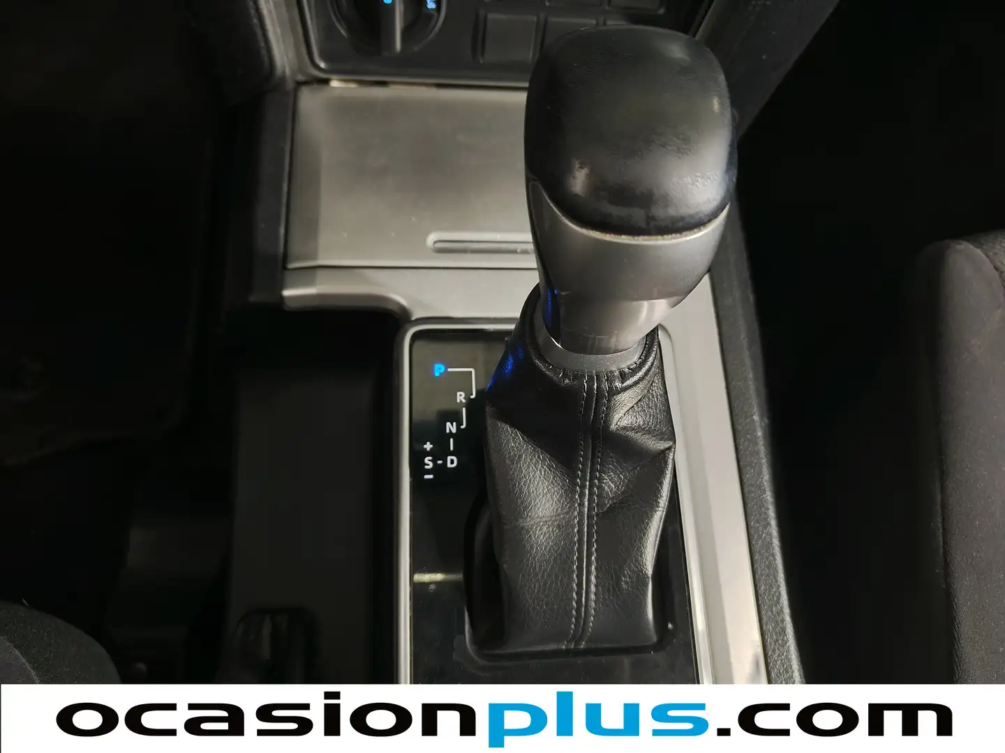 Foto Toyota Land Cruiser Toyota Land Cruiser 2.8 D-4D VXL Auto (204 CV)