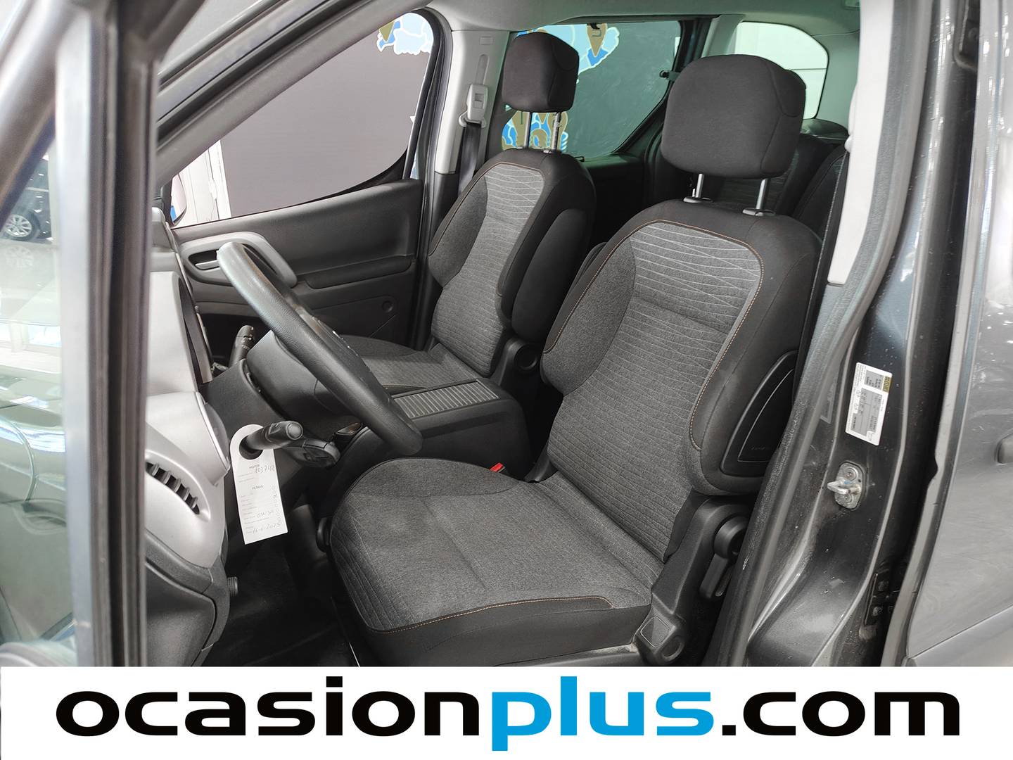 Foto asientos delanteros Citroën Berlingo Citroën Berlingo Combi BlueHDi 120 20 Aniversario (120 CV)