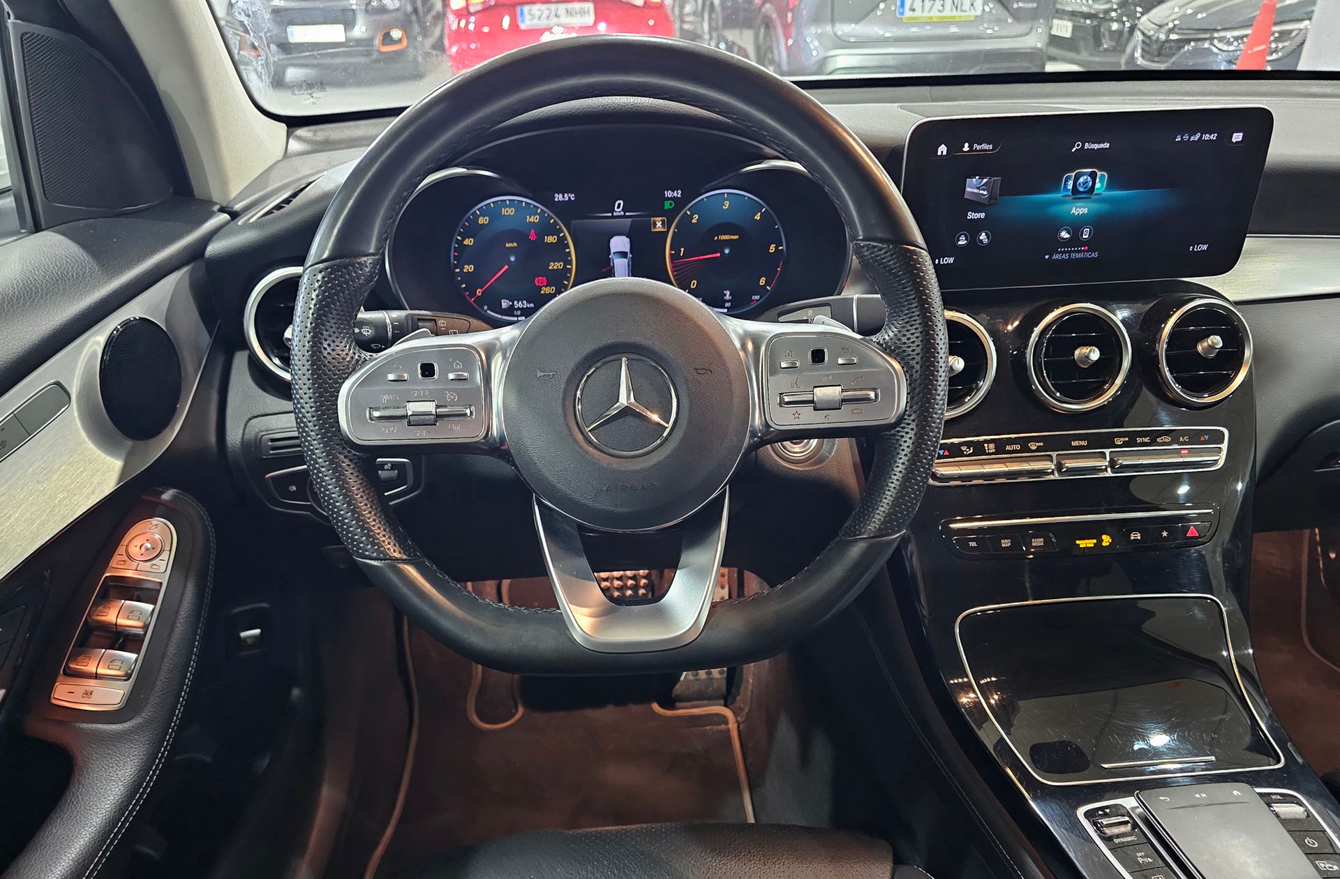 Mercedes-Benz GLC Mercedes GLC 200 d 4Matic Pack AMG - foto 30