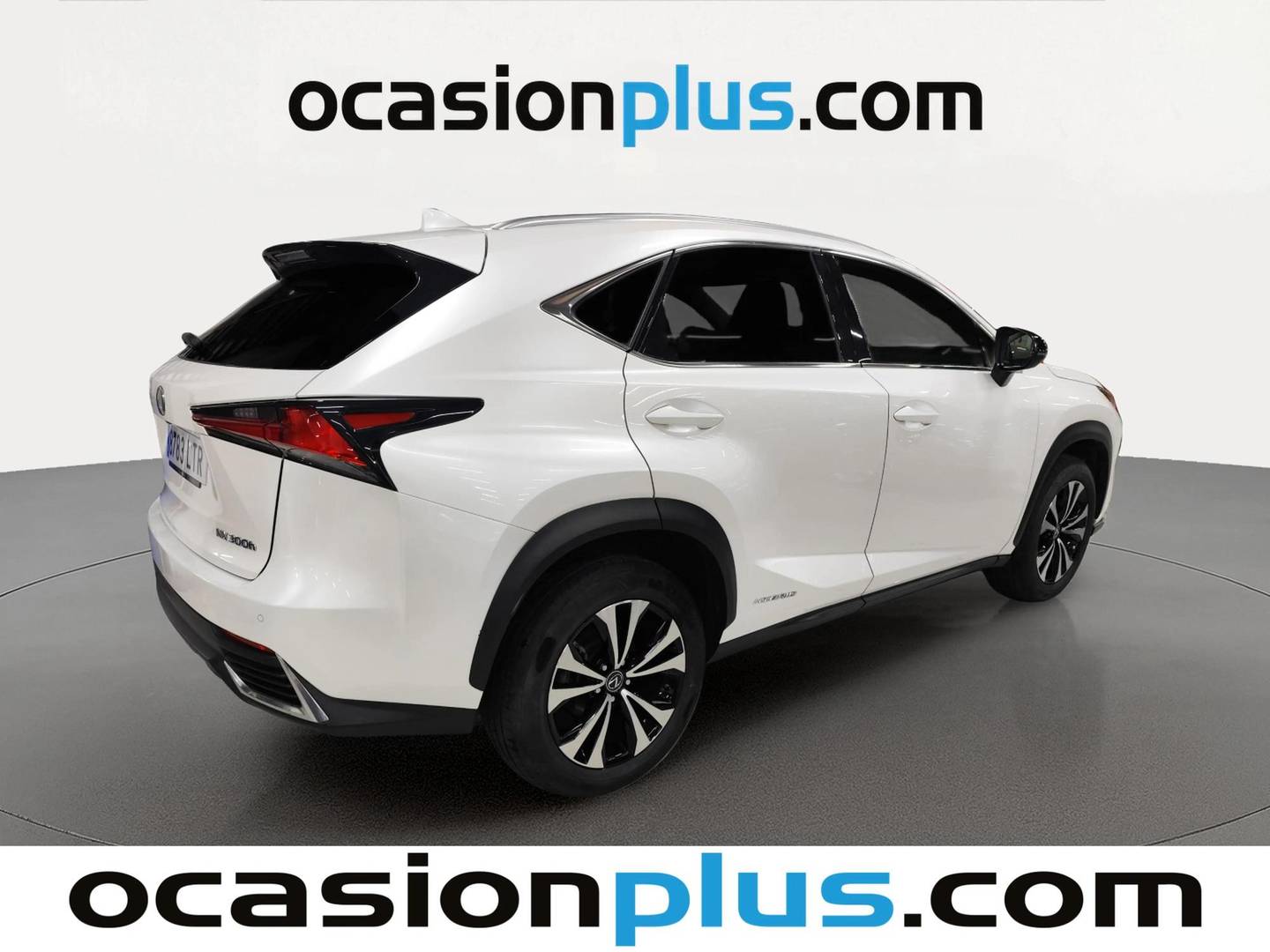 Foto trasera Lexus NX Lexus NX 300h Premium 2WD (197 CV) derecha