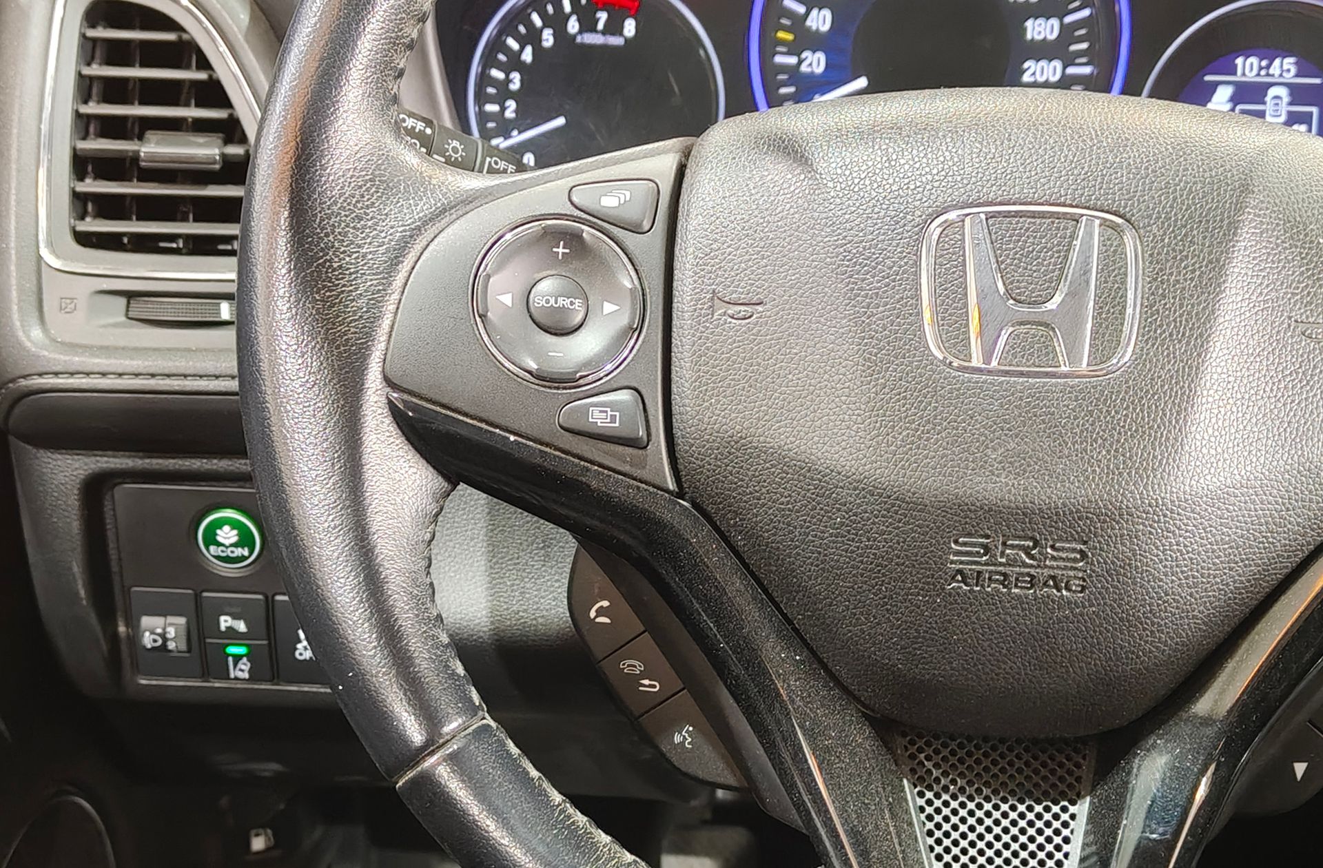 Honda HR-V 1.5 i-VTEC Elegance - foto 28