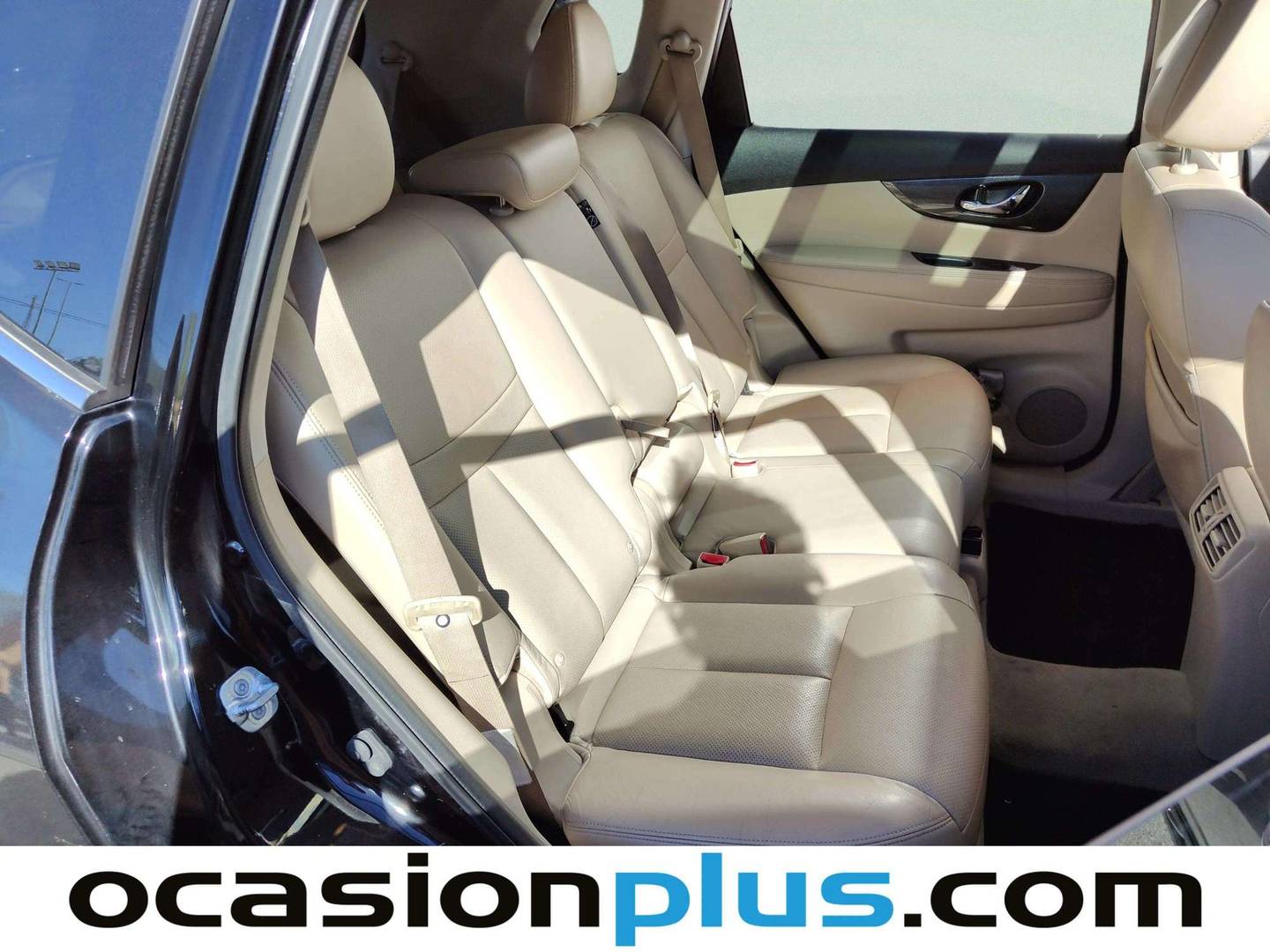 Nissan X-TRAIL Nissan X-Trail 1.6 dCi Tekna 4x2 XTronic (130 CV) 7 Plazas 2015