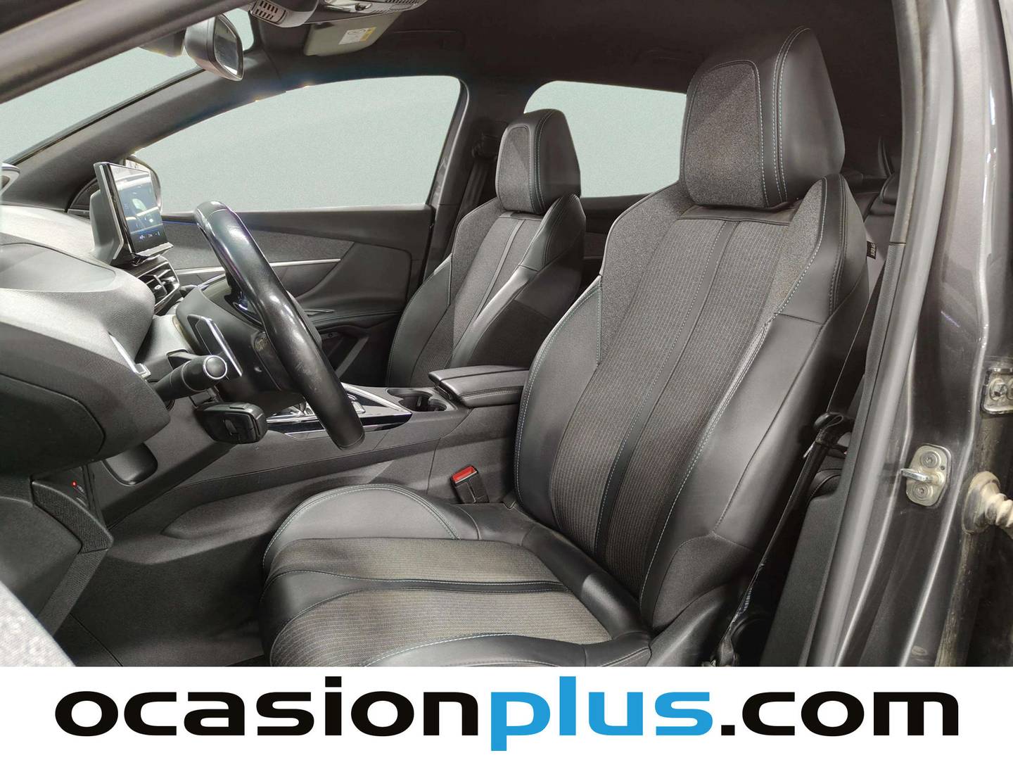 Foto asientos delanteros Peugeot 3008 Peugeot 3008 BlueHDi 130 S&S Allure Pack EAT8 (130 CV)