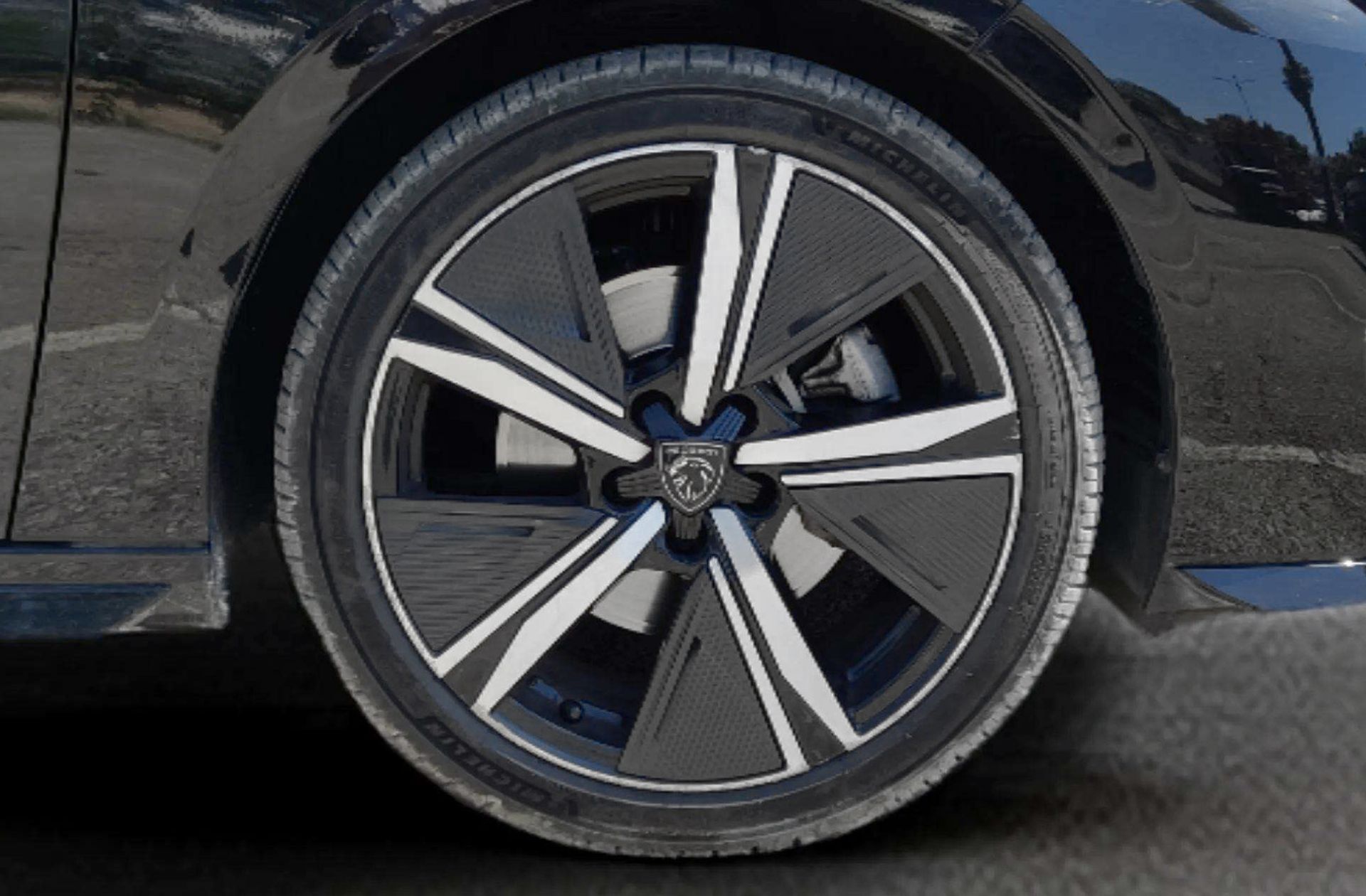 Peugeot 308 SW BlueHDi 130 GT EAT8 - foto 39