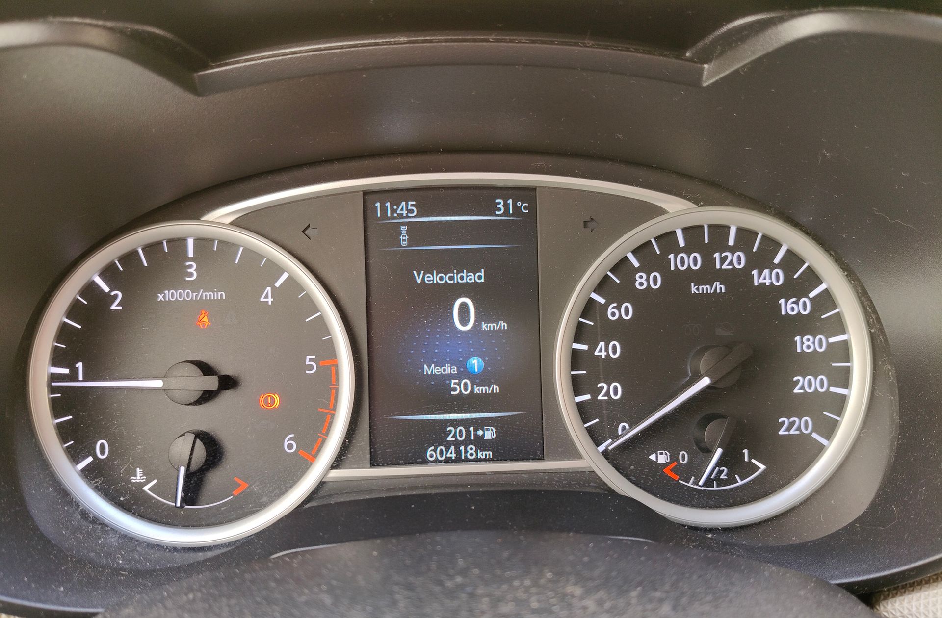 Nissan Micra 1.5 dCi N-Connecta - foto 22