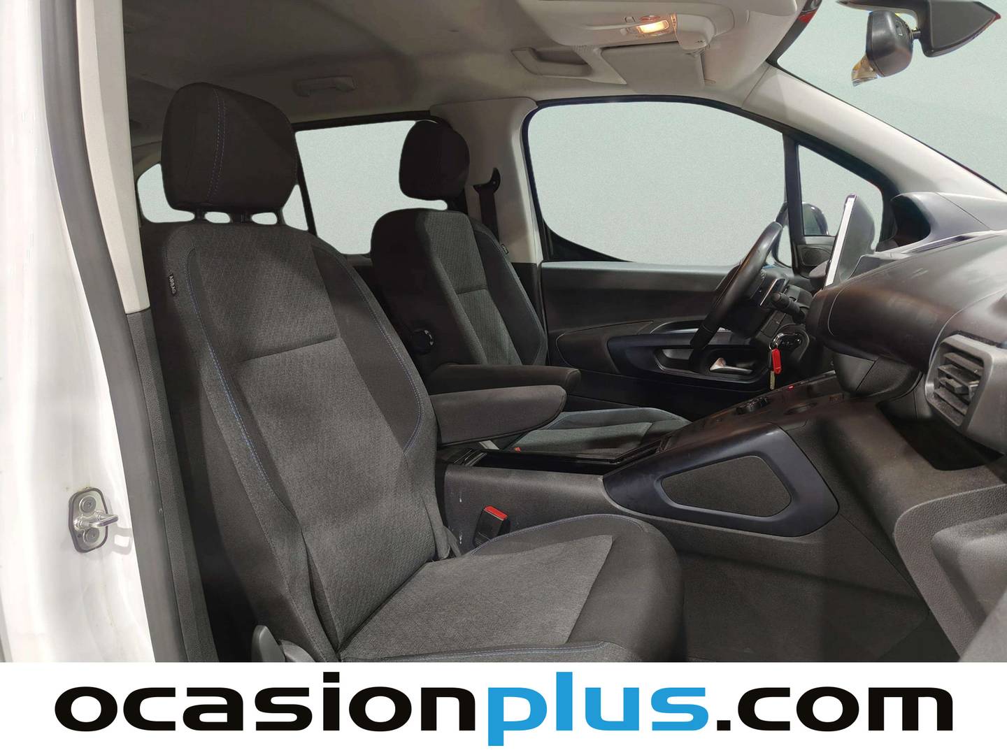 Foto Peugeot Rifter Peugeot Rifter PureTech 130 Allure Pack Standard EAT8 (130 CV)