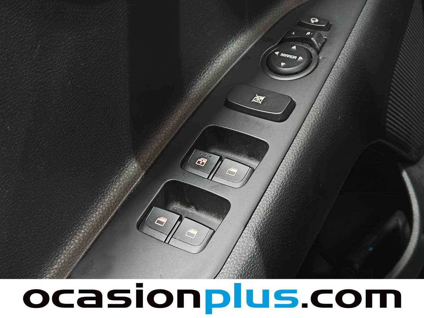 Foto KIA Stonic Kia Stonic 1.0 T-GDi MHEV Drive iMT (120 CV)