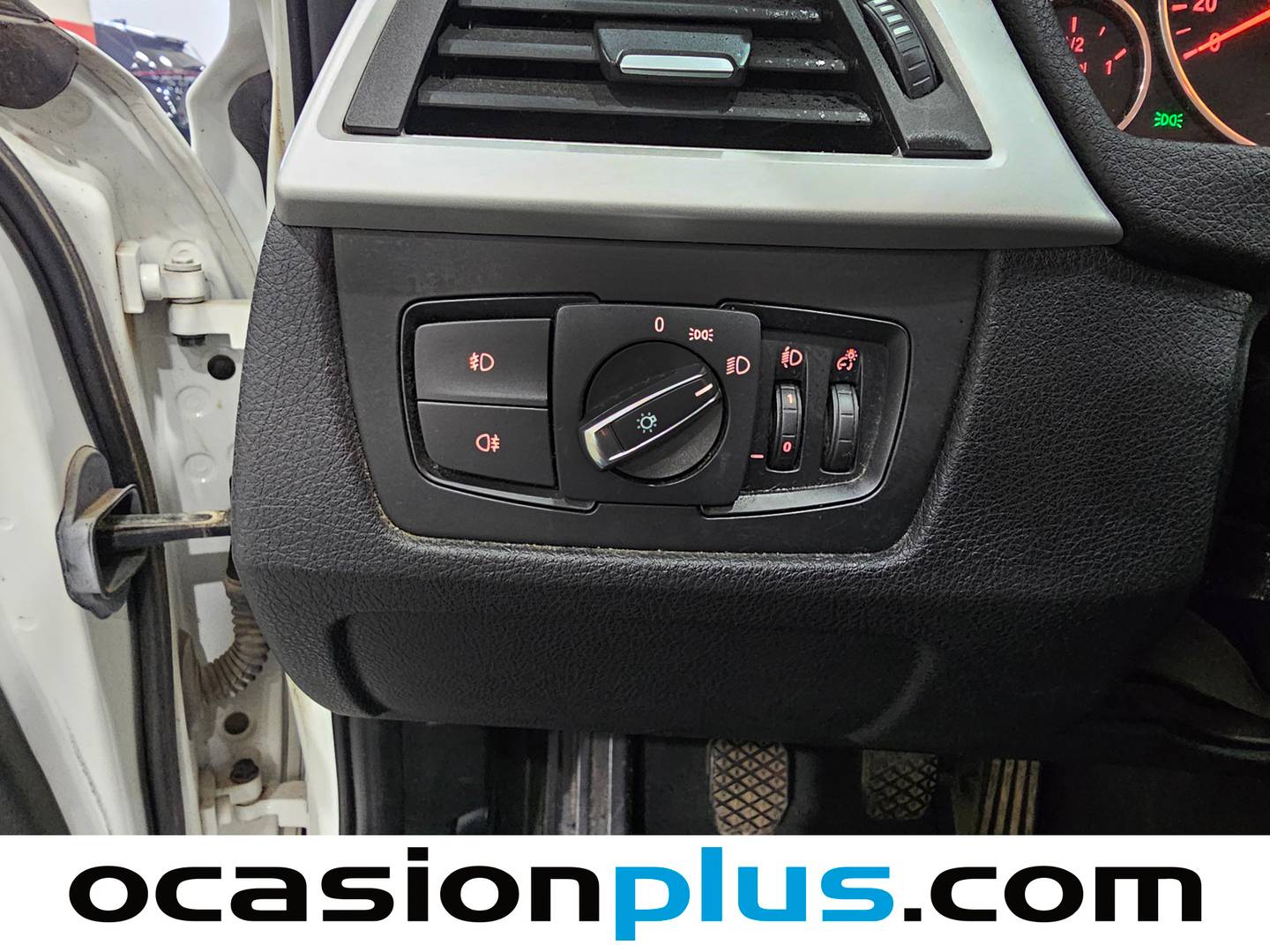 Foto BMW Serie 3 BMW Serie 3 318d (143 CV)