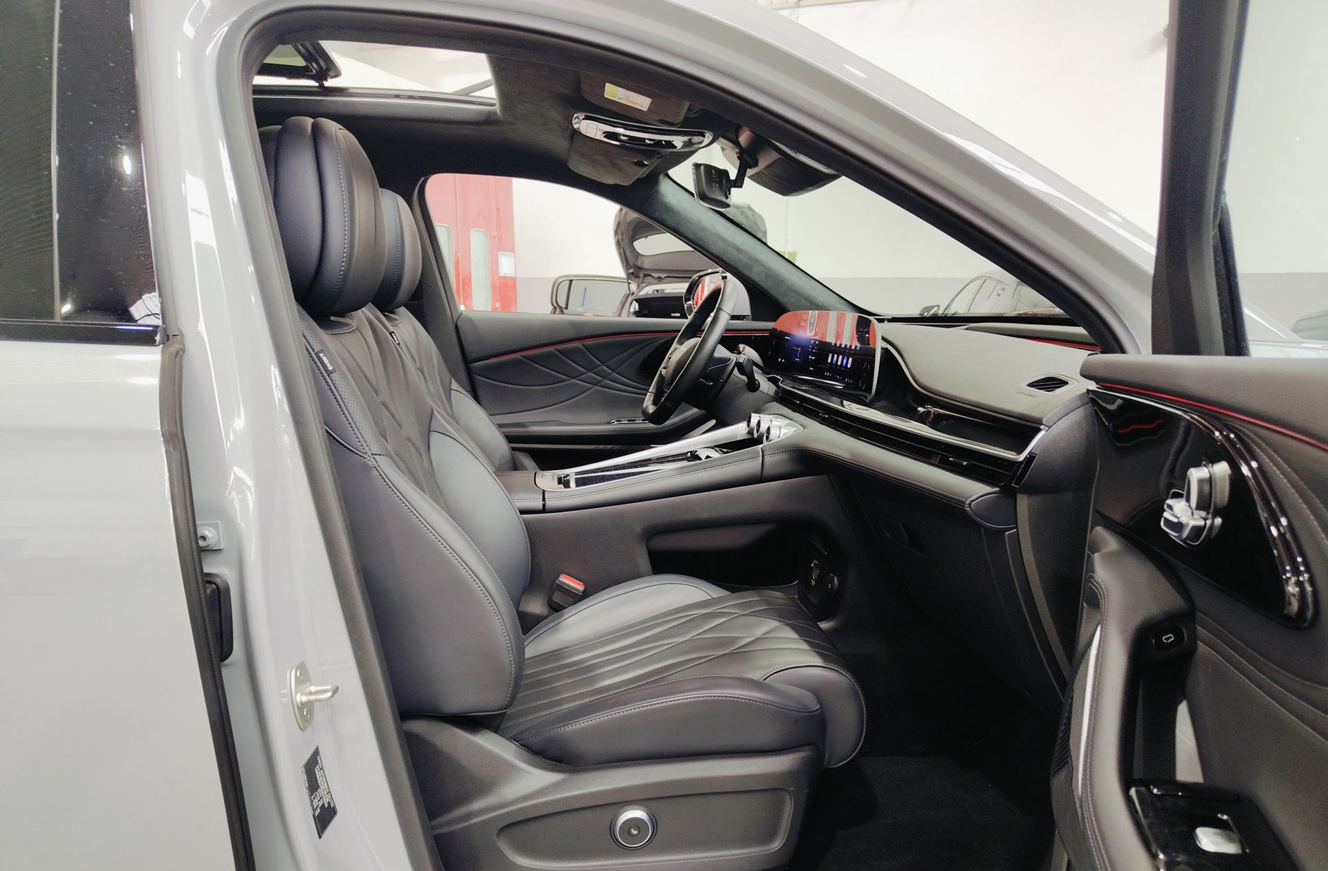 Omoda 9 1.5 T-GDi SHS Premium AWD - foto 22