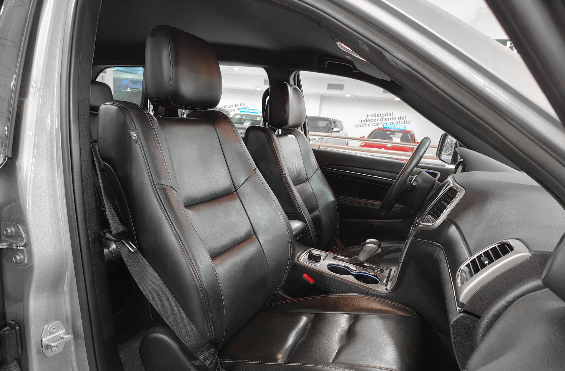 Jeep Grand Cherokee 3.0 V6 Diesel Limited - foto 19